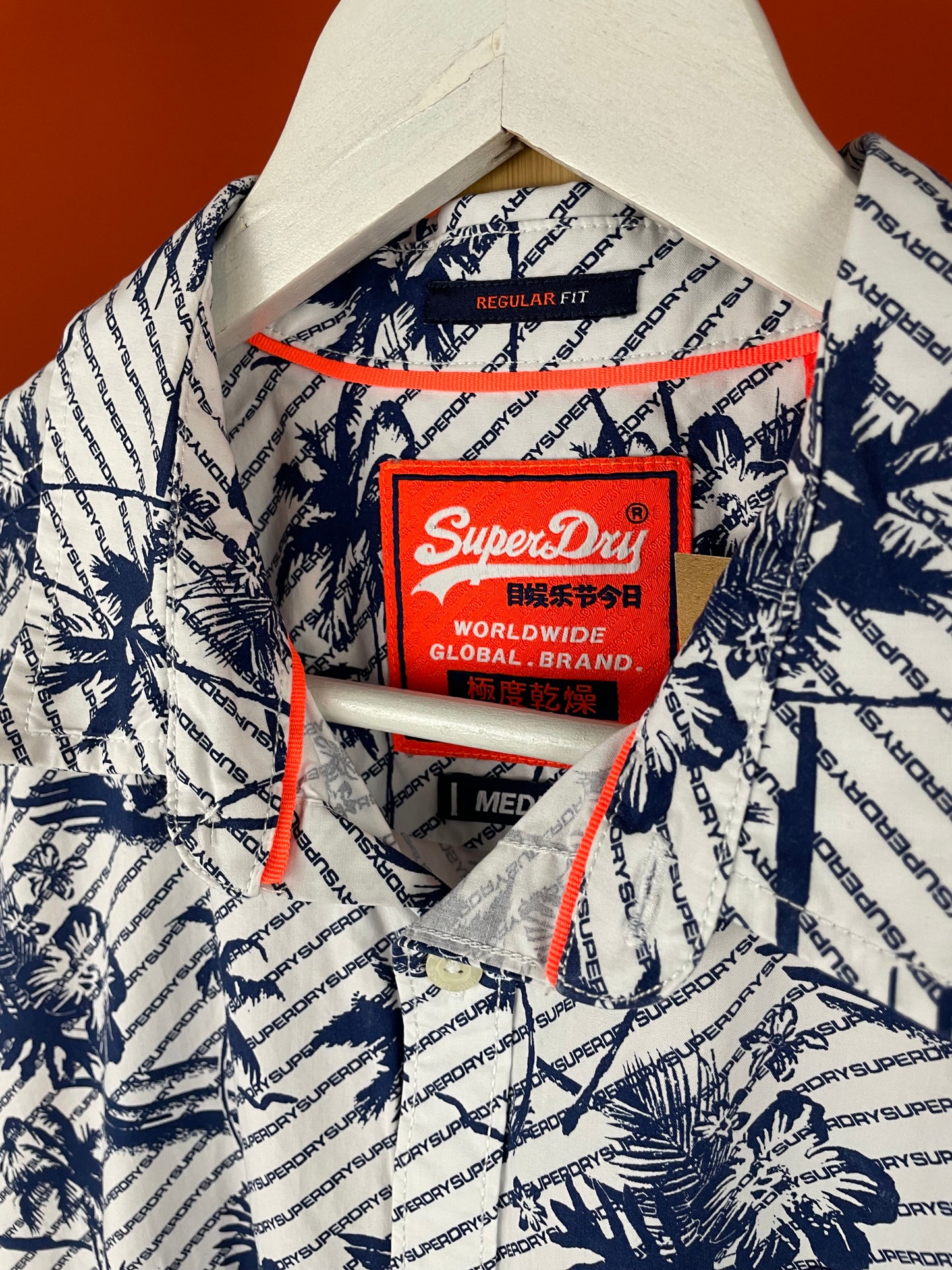 Hawaiian Style Πουκάμισο SUPERDRY σε Λευκό / Μπλε χρώμα (ΑΝΔΡΑΣ: S, ΓΥΝΑΙΚΑ: M)