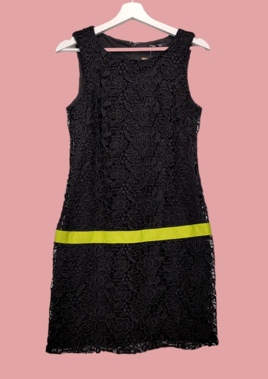 Αμάνικο, Κομψό Φόρεμα MORGAN με Δαντελωτό, κοφτό σχέδιο σε Μαύρο χρώμα (Small)