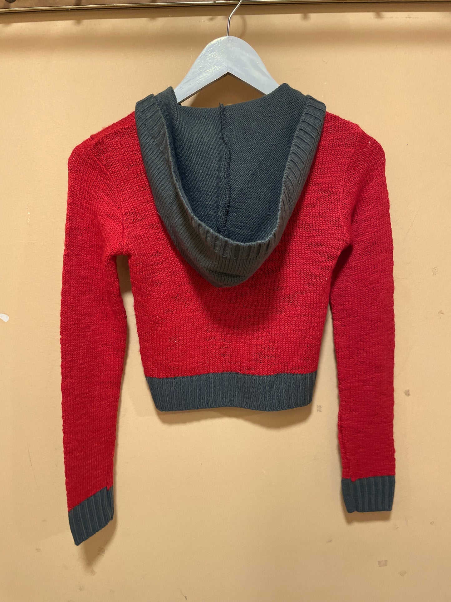 Dead Stock Γυναικεία, Πλεκτή ζακέτα με κουκούλα HYPER σε Κόκκινο - Γκρι χρώμα (XS)