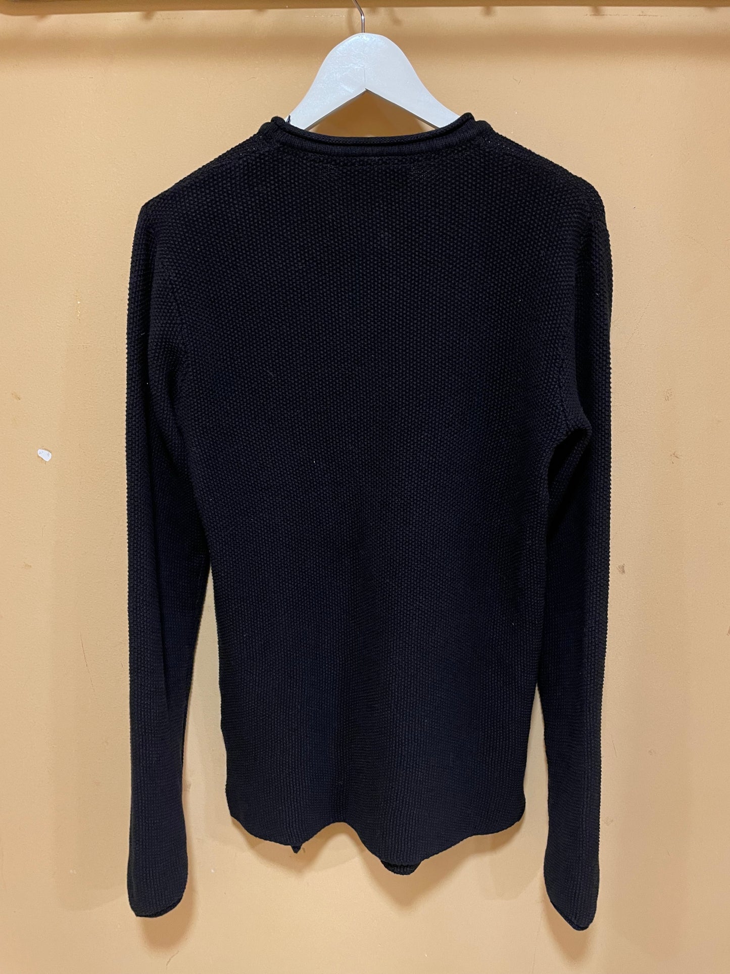 Πλεκτή Ανδρική Μπλούζα ANERKJENDT σε Μαύρο χρώμα (S/M)