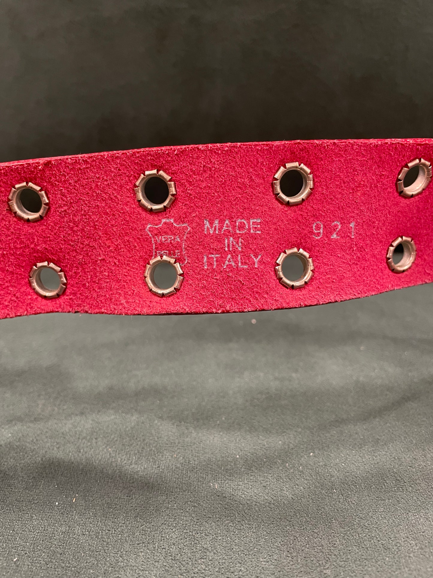 Ιταλική, Vintage, Δερμάτινη Γυναικεία Ζώνη σε κόκκινο χρώμα