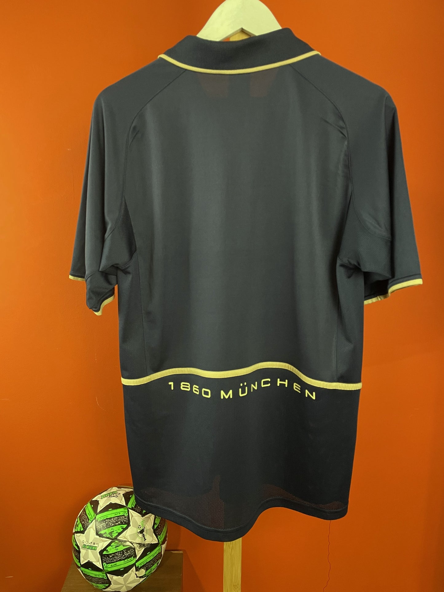 2003-04 MUNICH AWAY Shirt - 5/10 by NIKE (Medium)