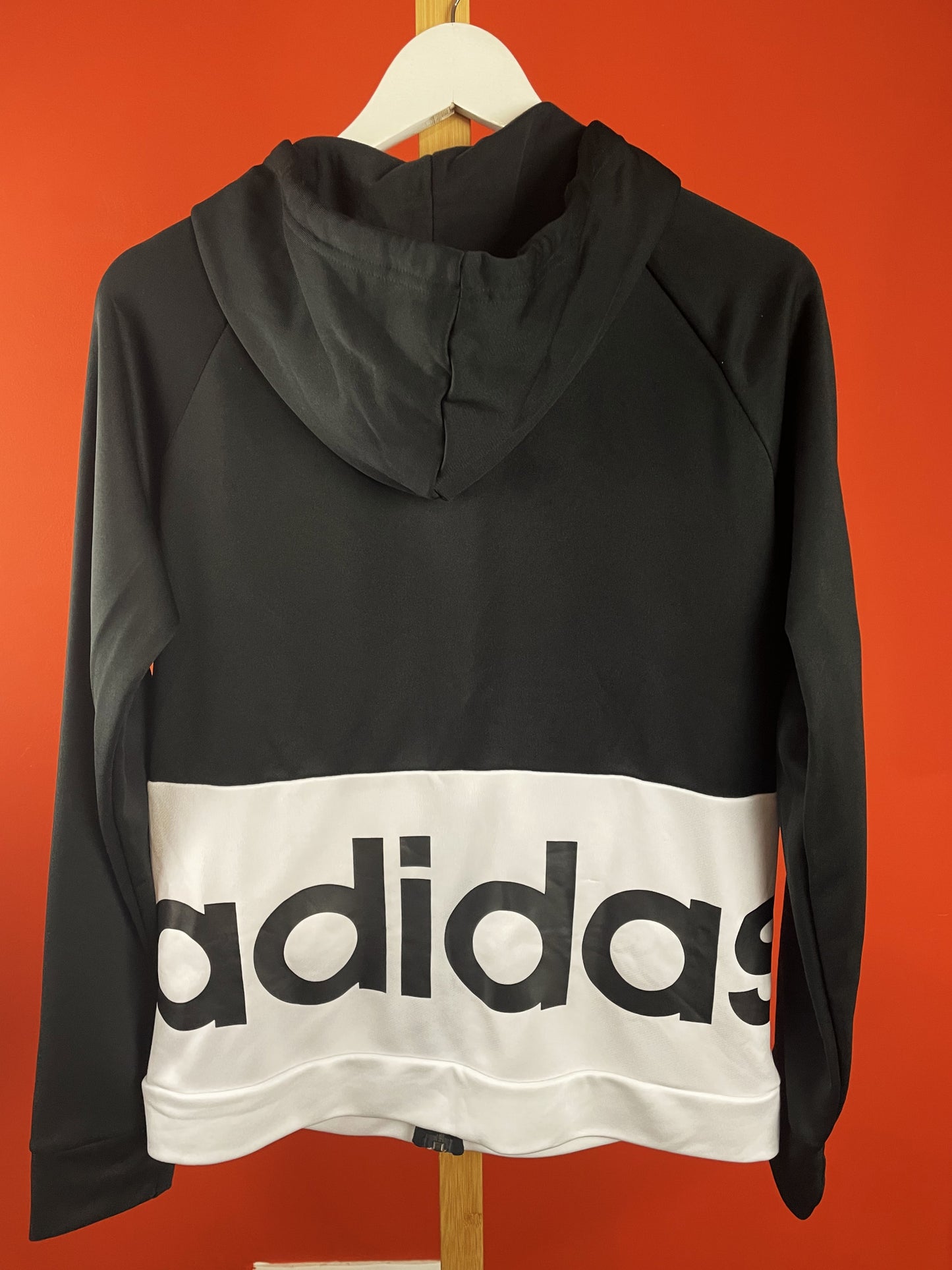 Γυναικεία Αθλητική Ζακέτα ADIDAS σε Μαύρο χρώμα (S/M)