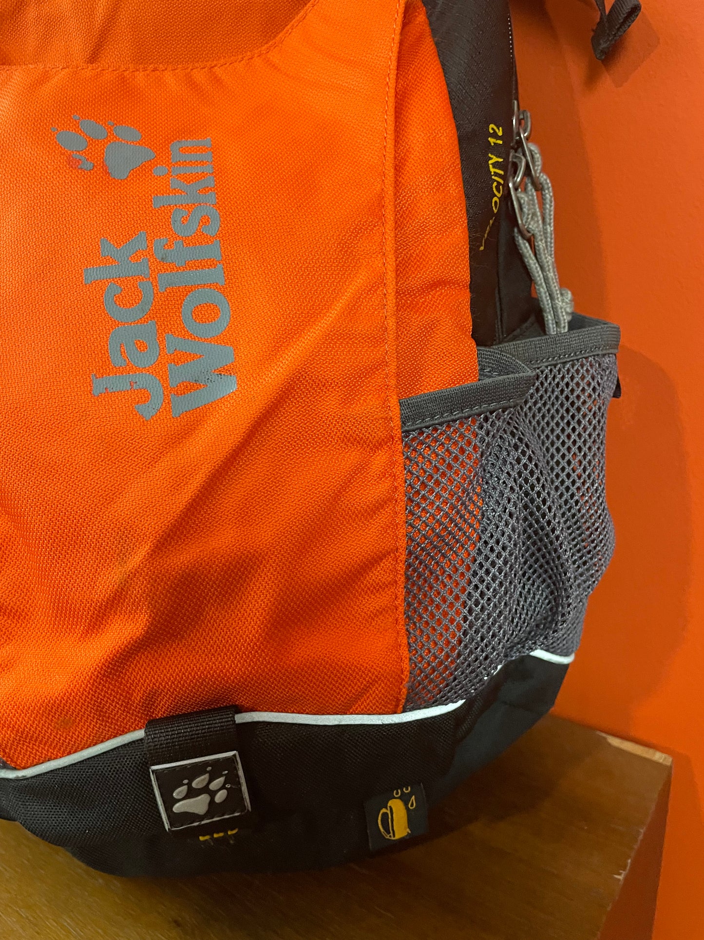 Backpack - Τσάντα JACK WOLFSKIN σε Μαύρο - Fluo Πορτοκαλί χρώμα