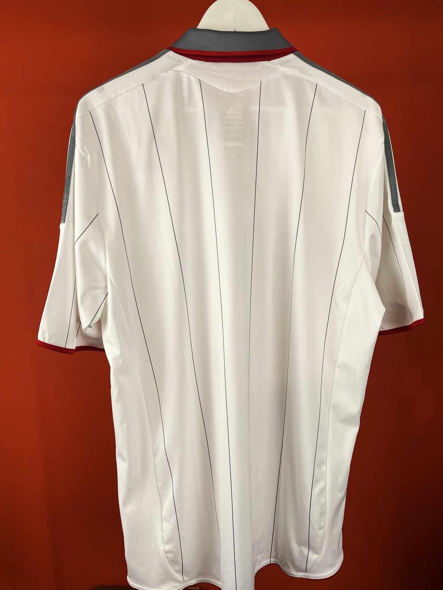 Ποδοσφαιρική Φανέλα BAYERN - MUNCHEN CHAMPIONS LEAGUE 2009-2010 by ADIDAS (XL)