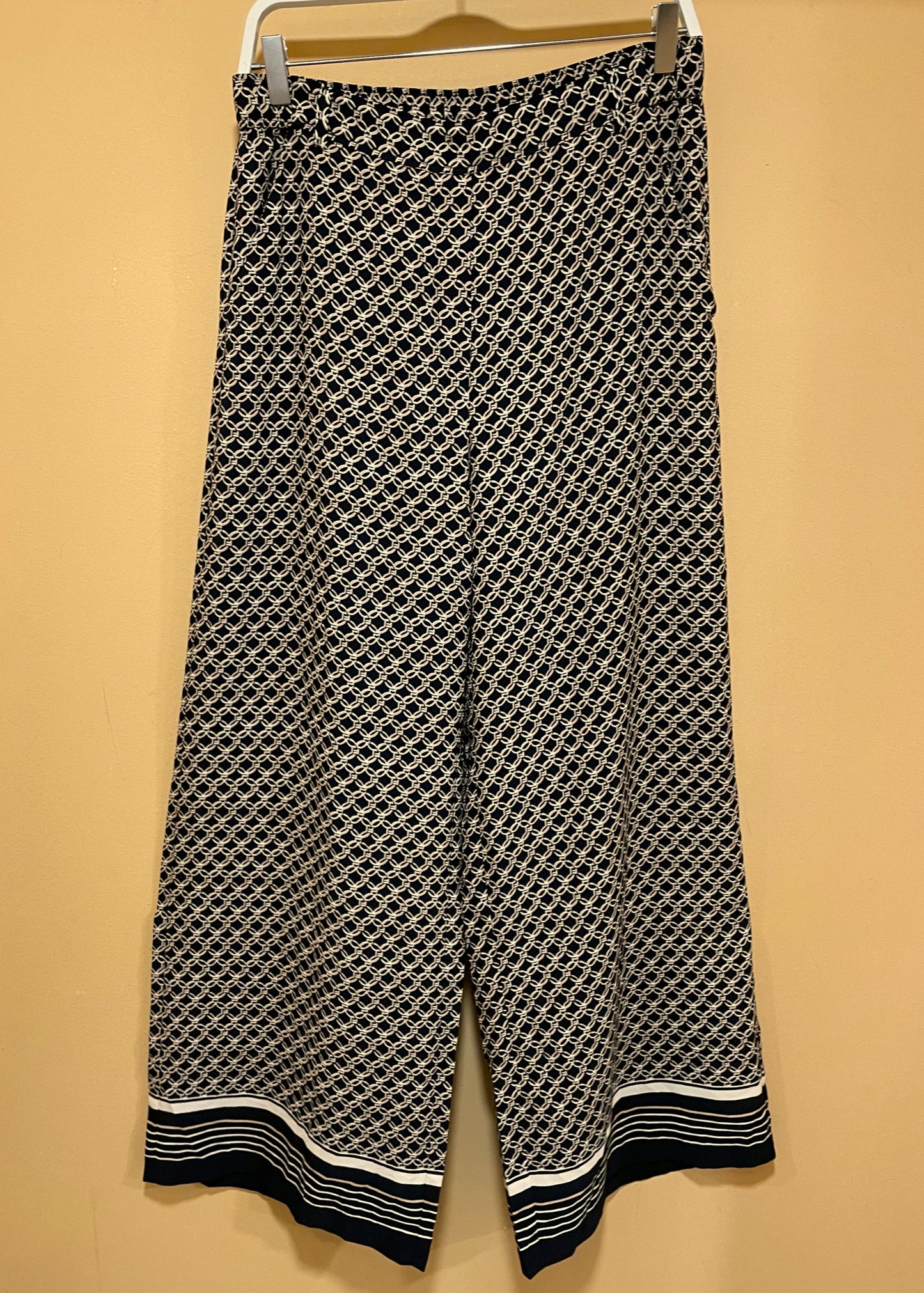 Εμπριμέ Γυναικεία Παντελόνα H&M σε Μαύρο - Καφέ χρώμα (42 (EUR) -L)