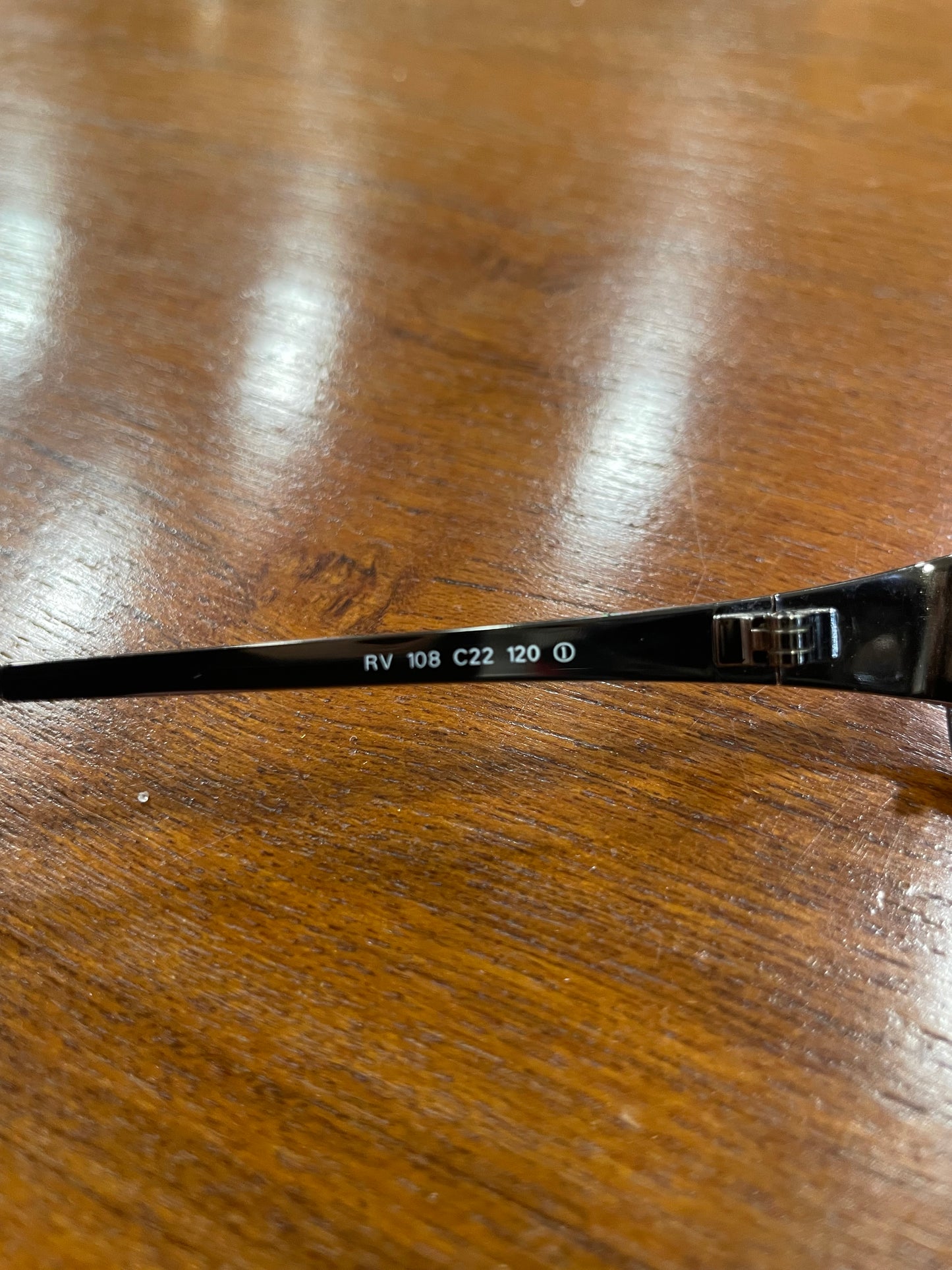 Stock Γυαλιά Ηλίου REVLON Eyewear με Στρας στο πλάι
