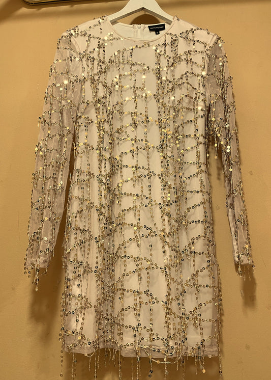 Αμπιγιέ, Μίνι Φόρεμα PRETTY LITTLE THING με Παγιέτες σε Nude χρώμα (Medium - Εφαρμοστό)