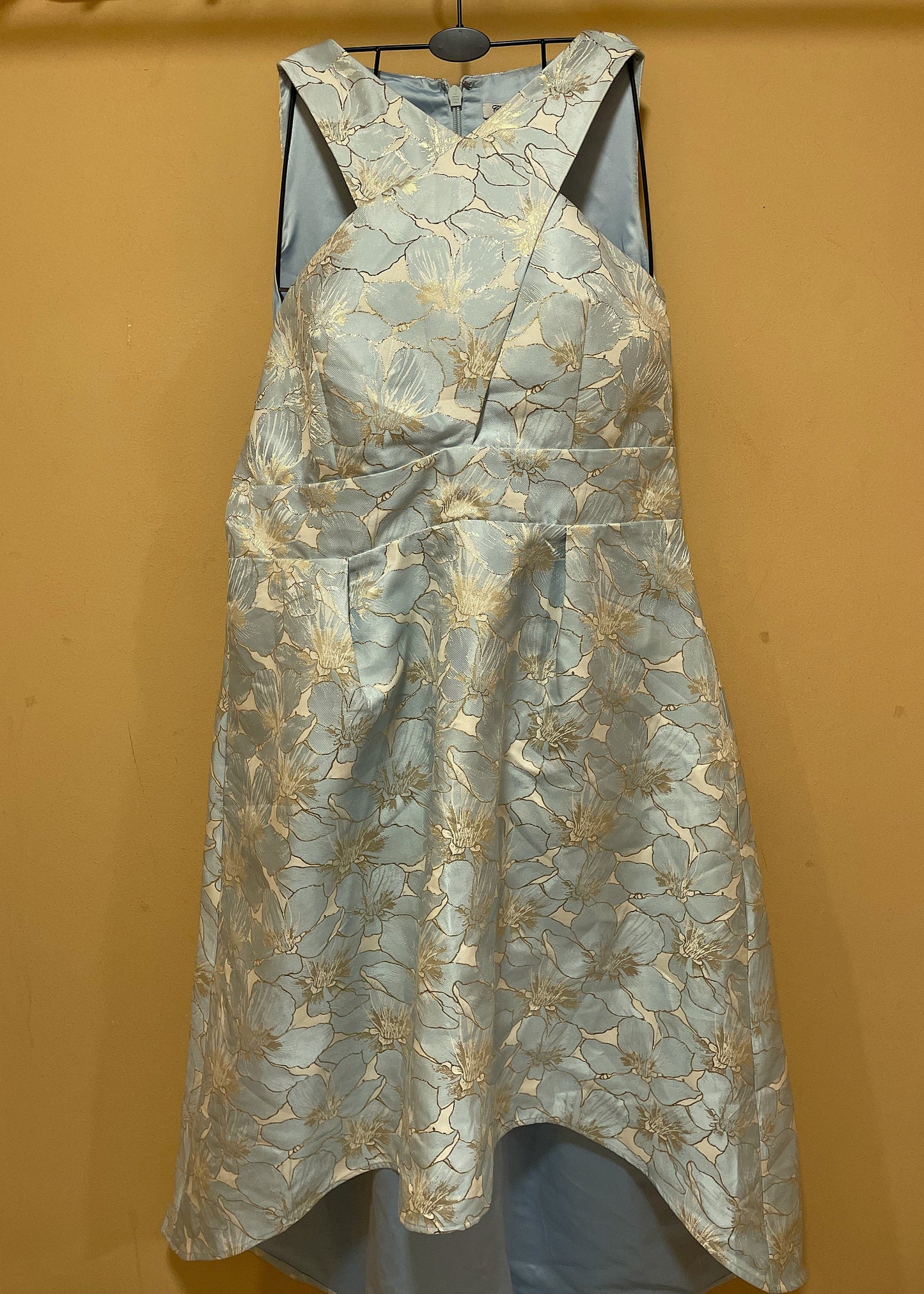 Αμπιγιέ Φόρεμα CHI CHI London σε Σιέλ χρώμα με Lurex Ίνες (Large)