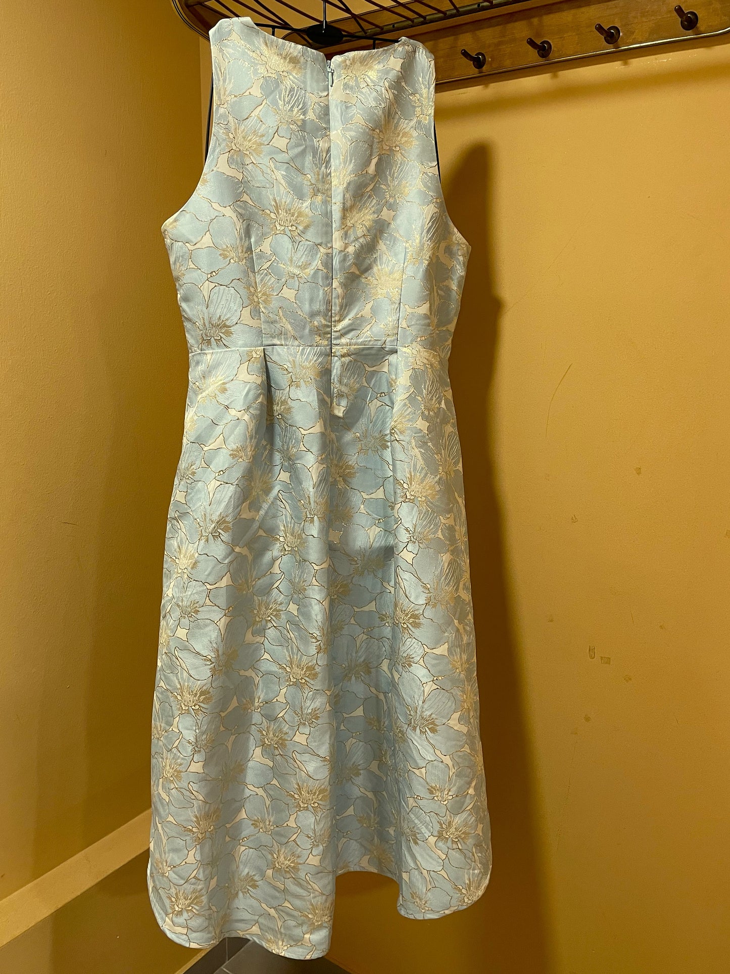 Αμπιγιέ Φόρεμα CHI CHI London σε Σιέλ χρώμα με Lurex Ίνες (Large)