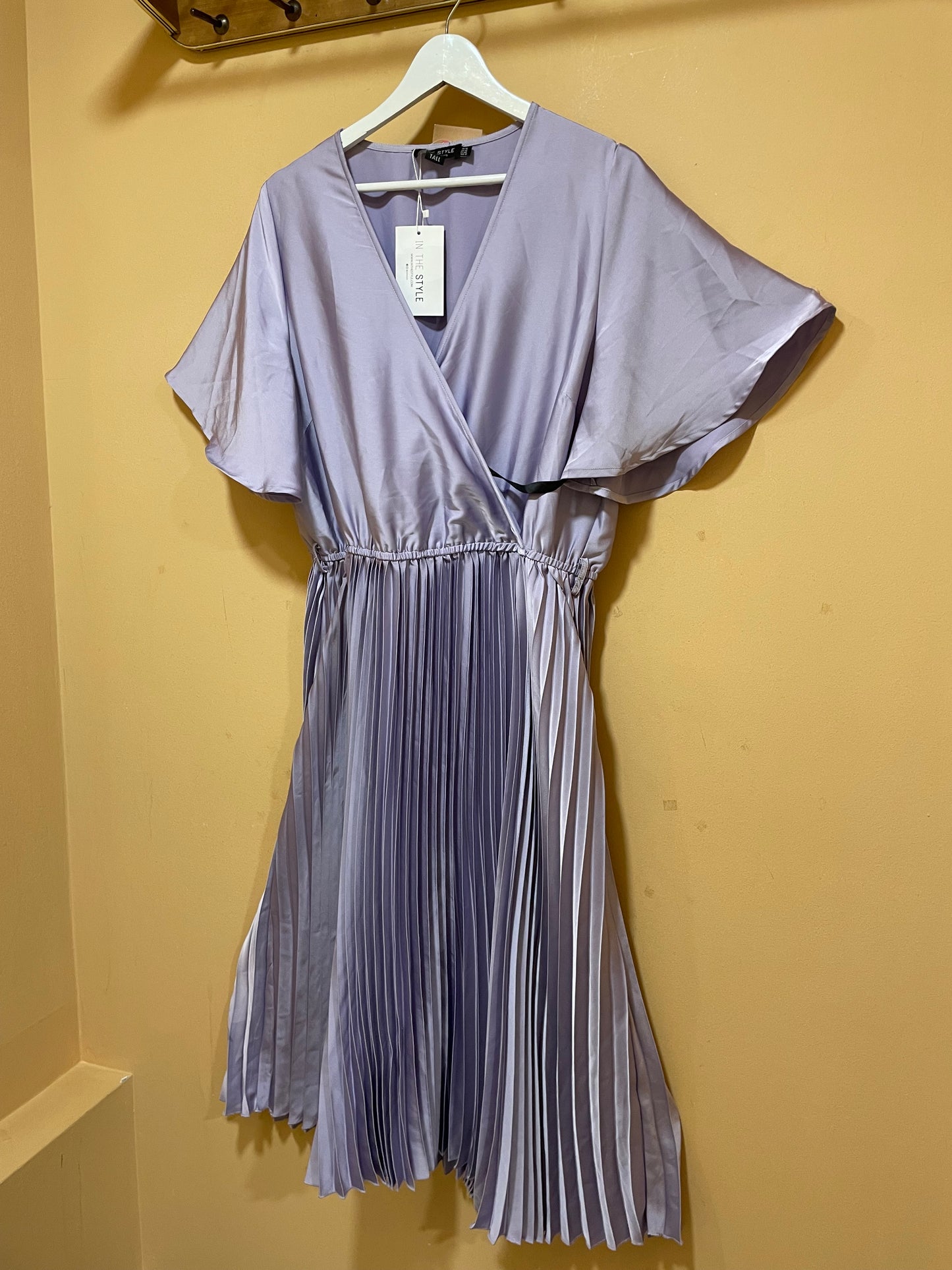 Stock, Αμπιγιέ, Πλισέ Φόρεμα IN THE STYLE σε Λιλά χρώμα (XL)