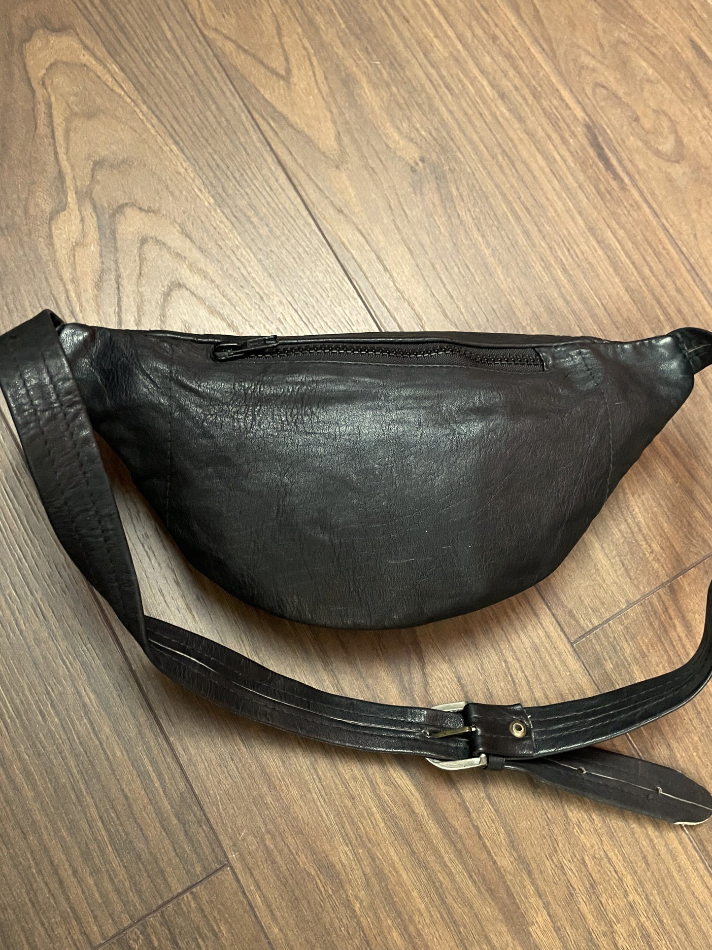 Δερμάτινο Τσαντάκι Μέσης CAMEL Travel Bags σε Μαύρο χρώμα