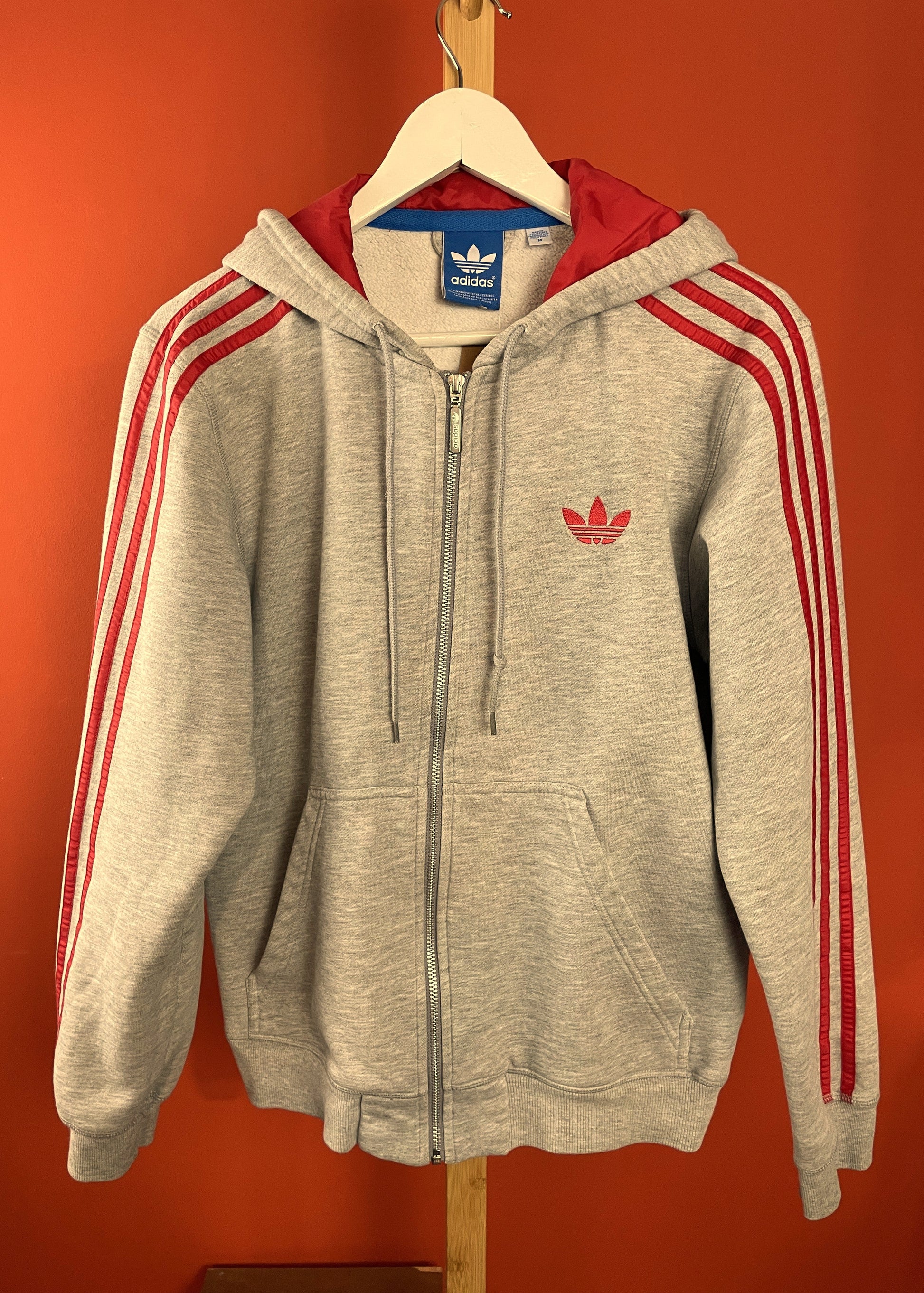 Γυναικεία Αθλητική Ζακέτα με Κουκούλα ADIDAS σε Γκρι χρώμα (Medium)