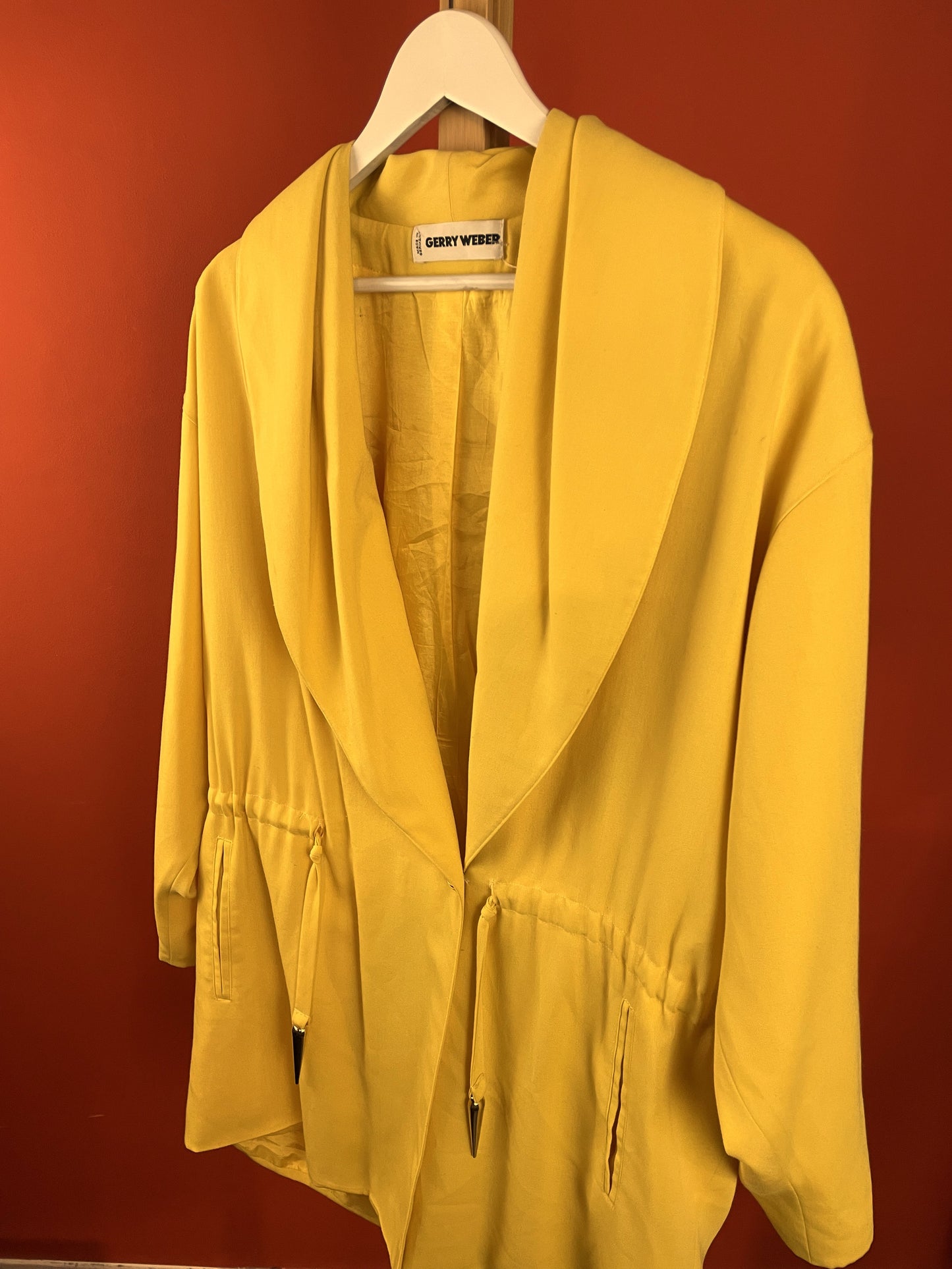 Wool Blended, Vintage Style Γυναικείο Τζάκετ GERRY WEBER σε Κίτρινο χρώμα (Άνετο L-Καλύπτει και XL)