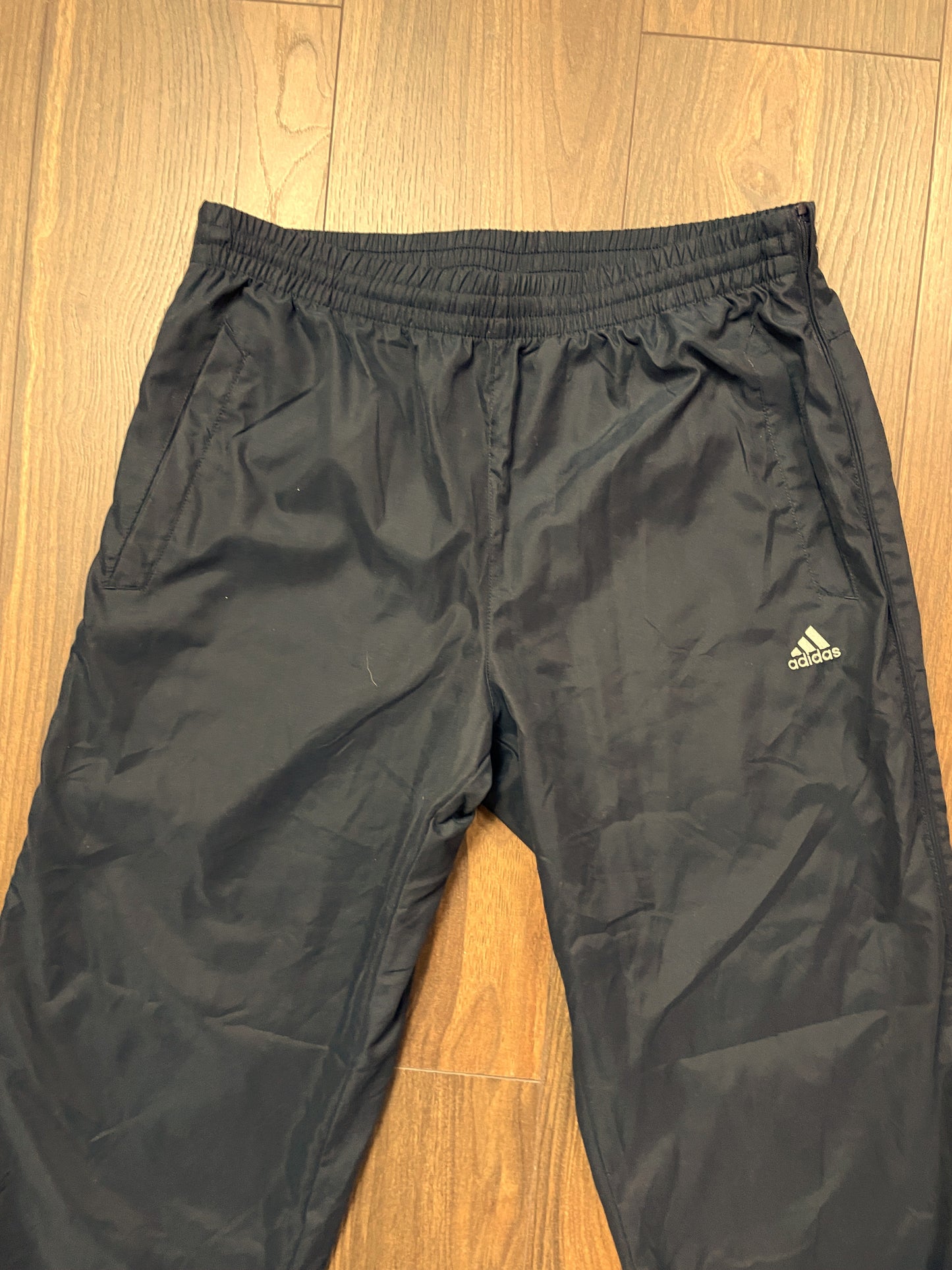 Αθλητική Φόρμα ADIDAS σε Σκούρο Μπλε χρώμα (Ανδρικό S/M / Γυναικείο M/L)