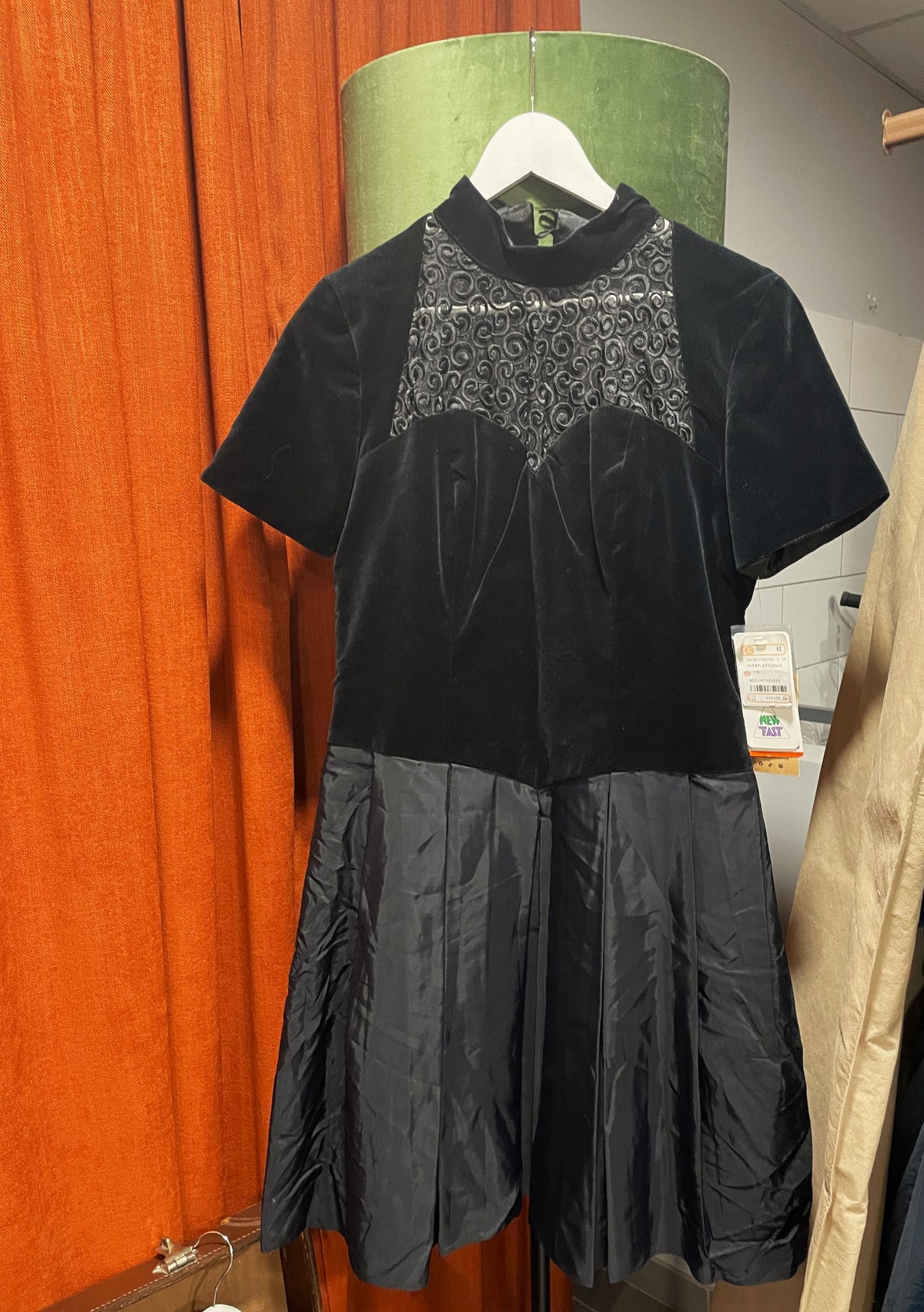 Stock, Vintage Φόρεμα NEW FAST σε Μαύρο χρώμα (Large)