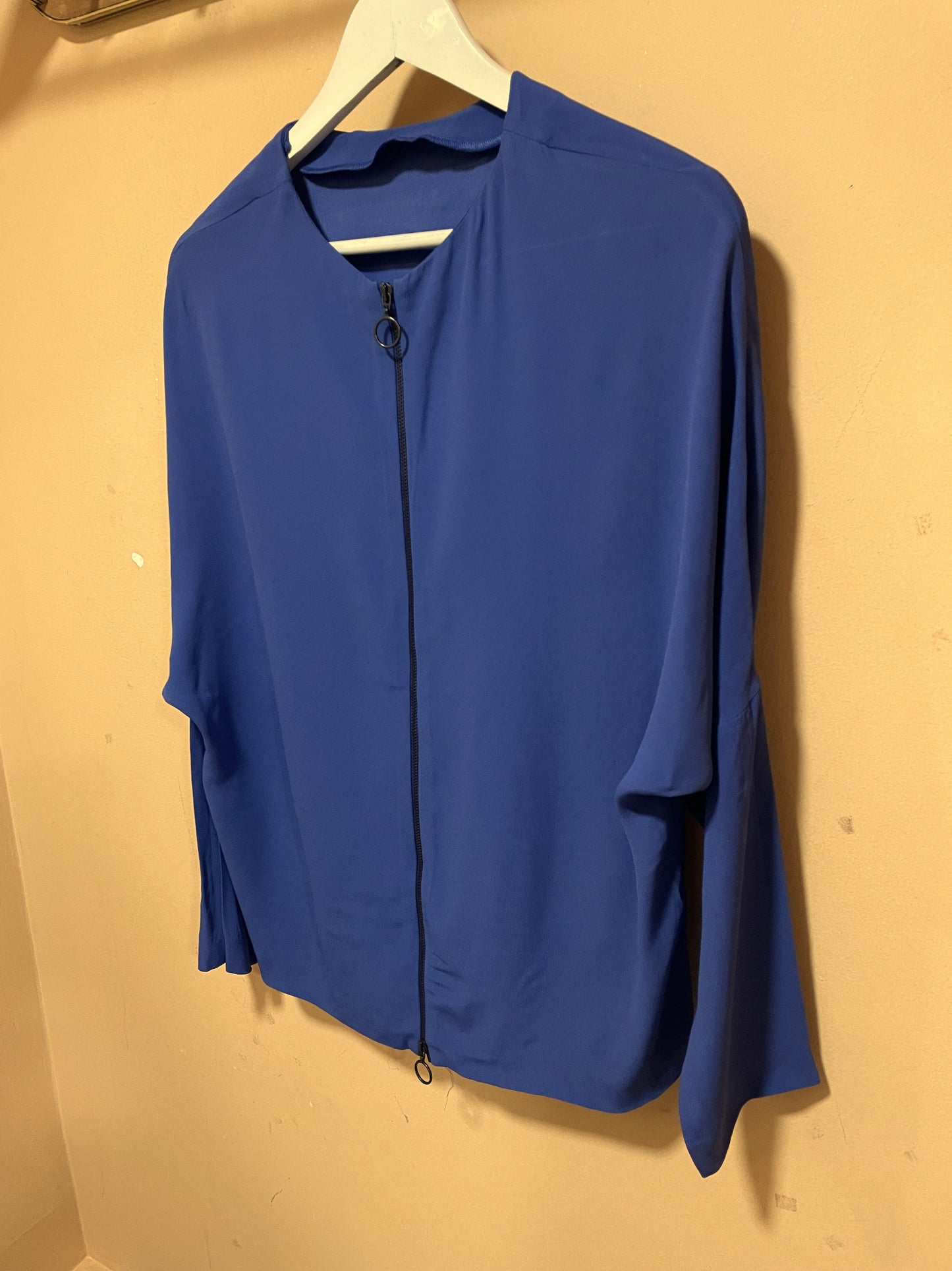 Γυναικεία Μπλούζα ZARA με Φερμουάρ Πίσω σε Μπλε Ηλεκτρίκ (Medium)