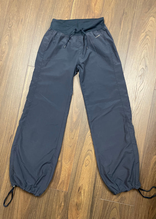 Γυναικεία Αθλητική Φόρμα CHAMPION σε Σκούρο Μπλε χρώμα (Medium)