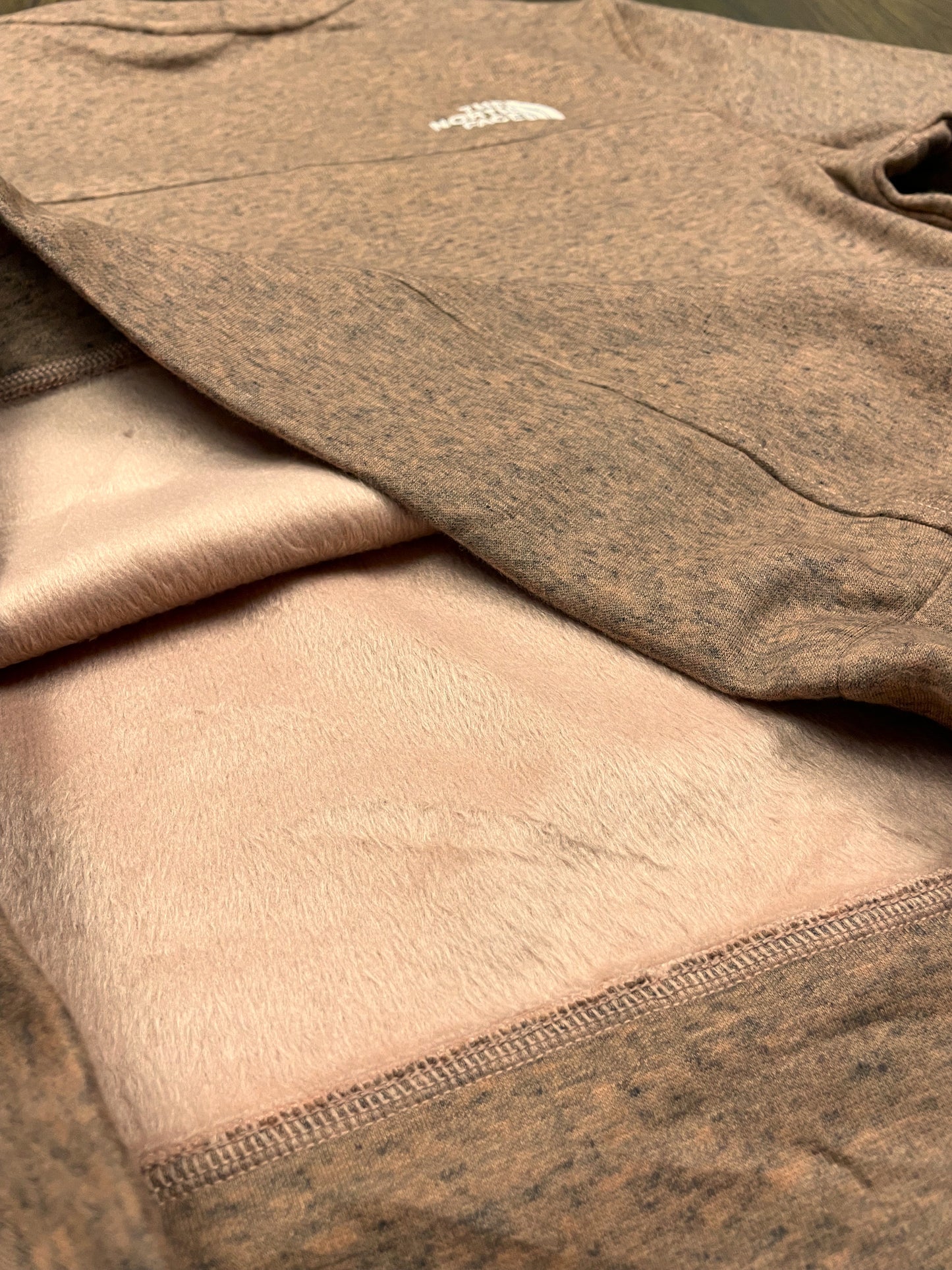 Γυναικεία Φούτερ Μπλούζα THE NORTH FACE σε Dirty Pink (Άνετο M)