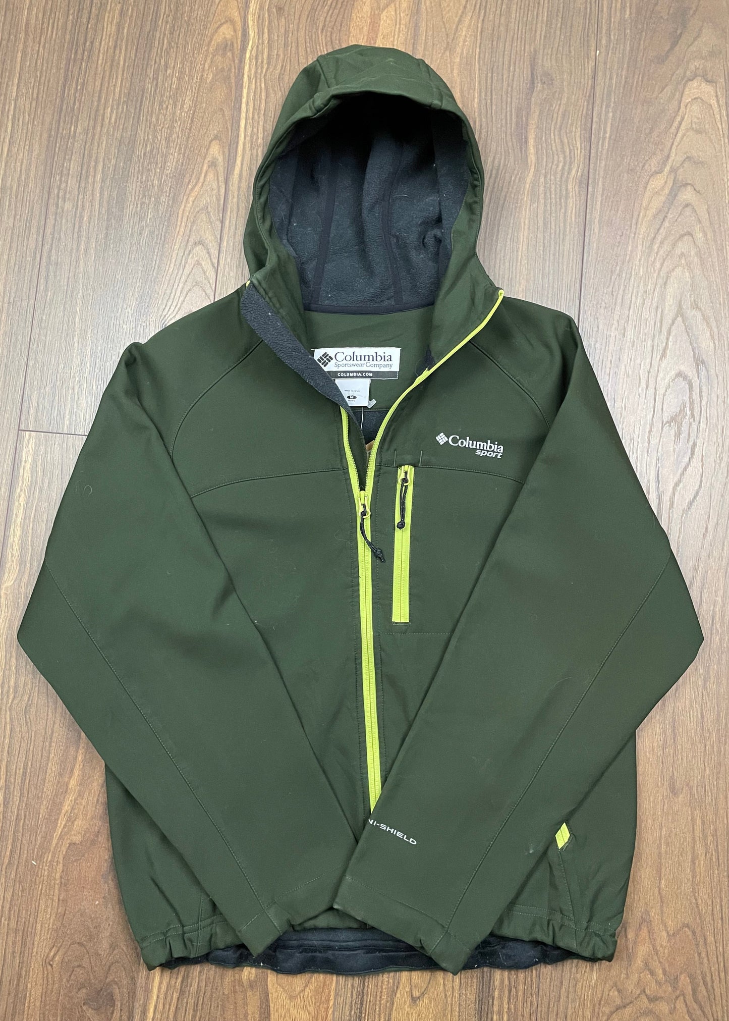 Αθλητικό Ανδρικό Τζάκετ COLUMBIA σε Κυπαρισσί χρώμα (Medium)