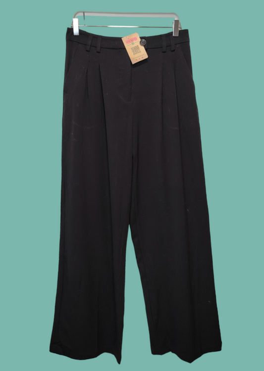Stock, Branded, Κομψό Γυναικείο Παντελόνι σε Μαύρο Χρώμα (Medium)