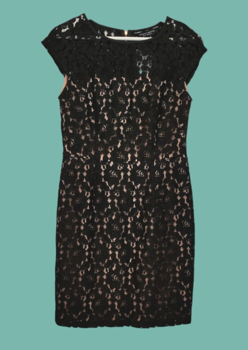 Midi, Δαντελωτό Φόρεμα DOROTHY PERKINS σε Μαύρο Χρώμα (Medium)