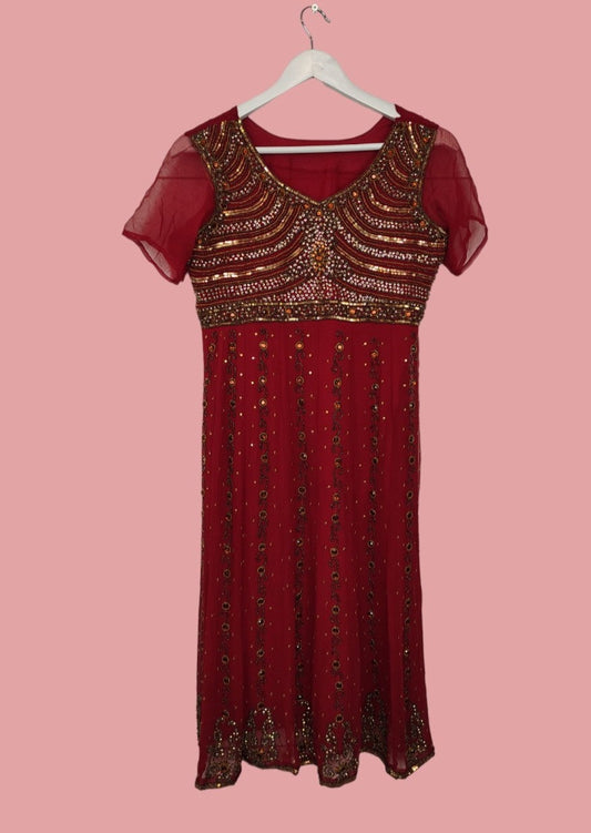 Έθνικ, Κοντομάνικο Φόρεμα Με Περίτεχνο Σχέδιο σε Βαθύ Κόκκινο Χρώμα (Medium)