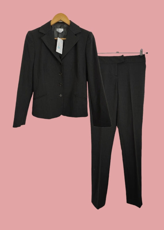Γυναικείο Ταγιέρ LIST (Σακάκι- Παντελόνι) σε Σκούρο Γκρι Χρώμα (Small)