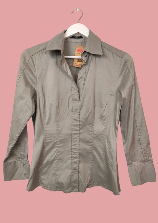 Premium Branded Γυναικείο Μπλουζο-Πουκάμισο σε Ανοιχτό Λαδί χρώμα (Small)