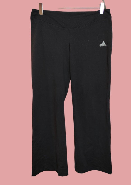 Γυναικεία Αθλητική Φόρμα ADIDAS σε Μαύρο χρώμα (Medium)