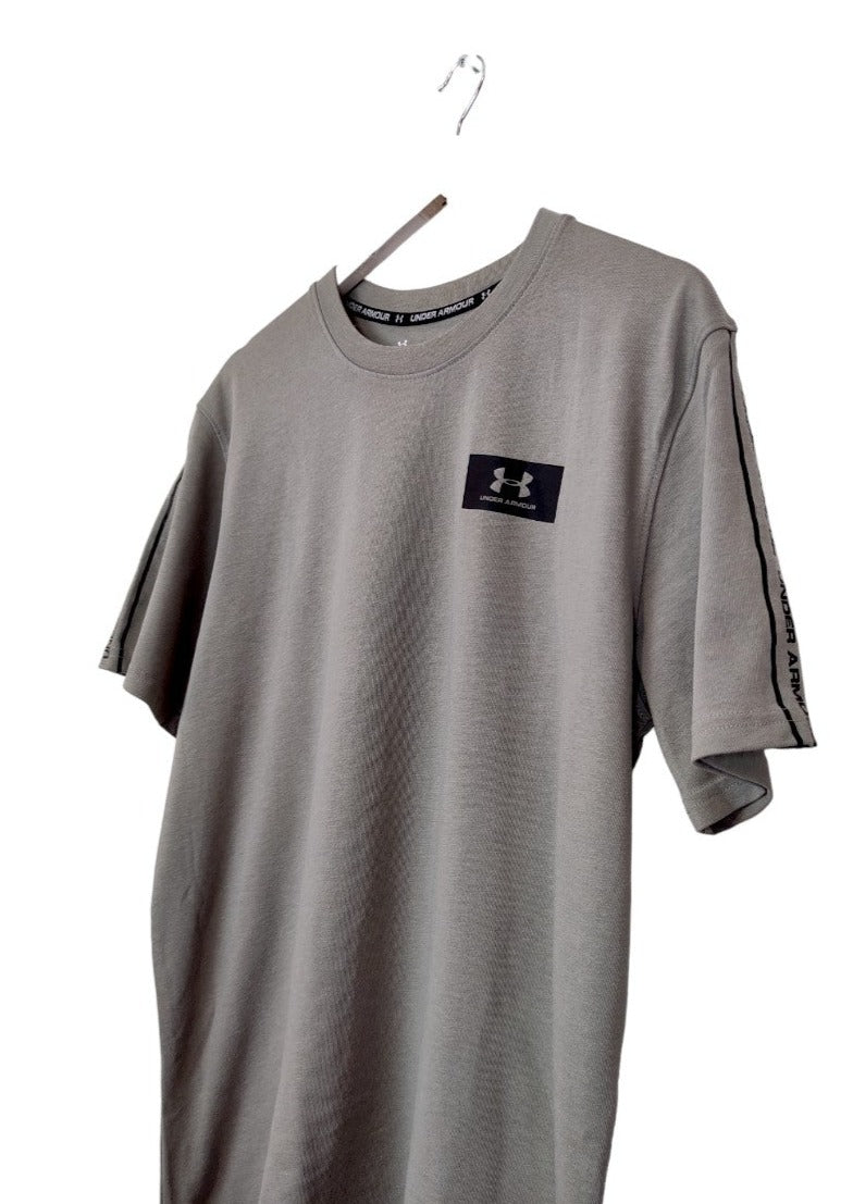 Αθλητική Ανδρική Μπλούζα - T-Shirt UNDER ARMOUR σε Γκρι χρώμα (Medium)