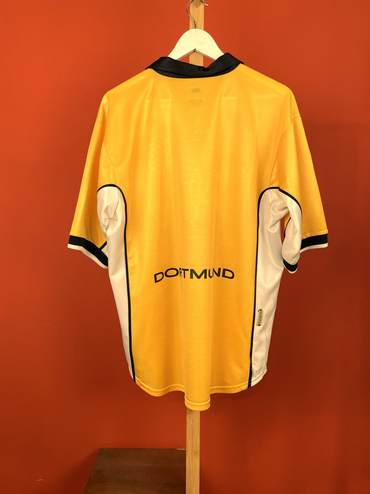 Ποδοσφαιρική Φανέλα Borussia Dortmund (1998-2000) - ΝΙΚΕ (Χορηγ. S. Oliver) (Large)