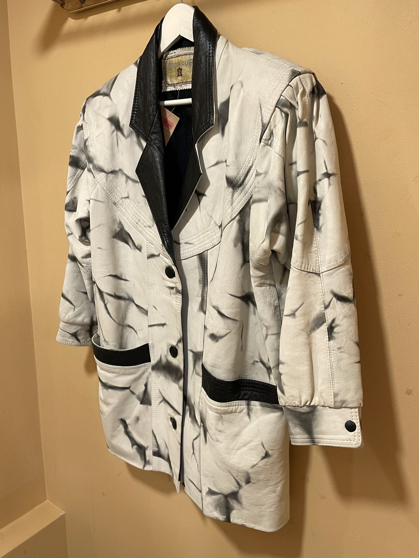 Vintage, Δερμάτινο Γυναικείο Τζάκετ / Πανωφόρι σε Σπασμένο Λευκό χρώμα (Large)