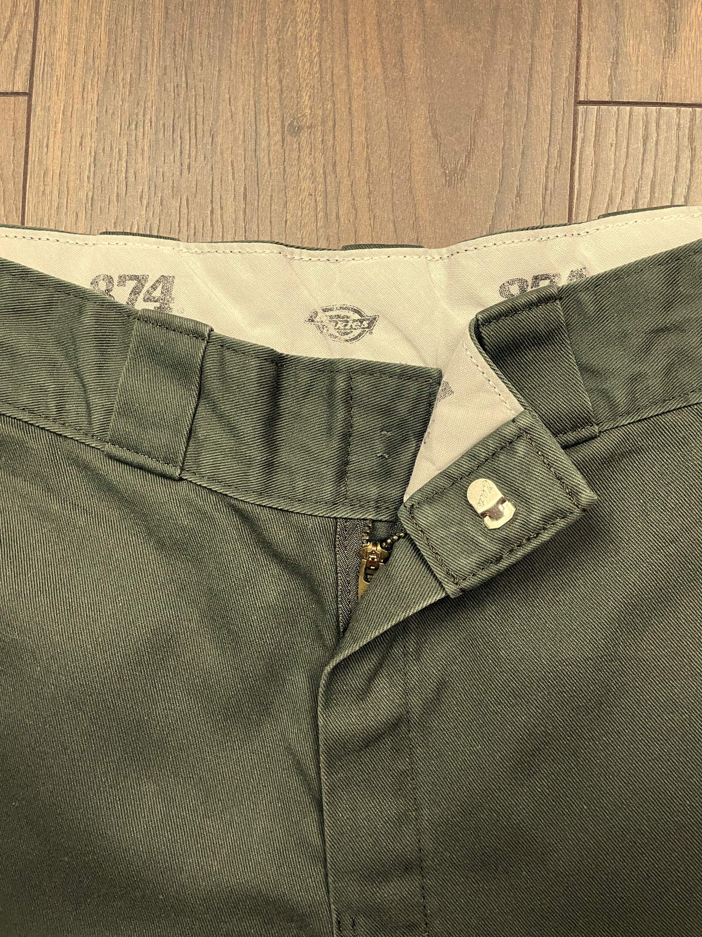 Γυναικείο Παντελόνι DICKIES 874 Original Fit σε χακί χρώμα (Medium)
