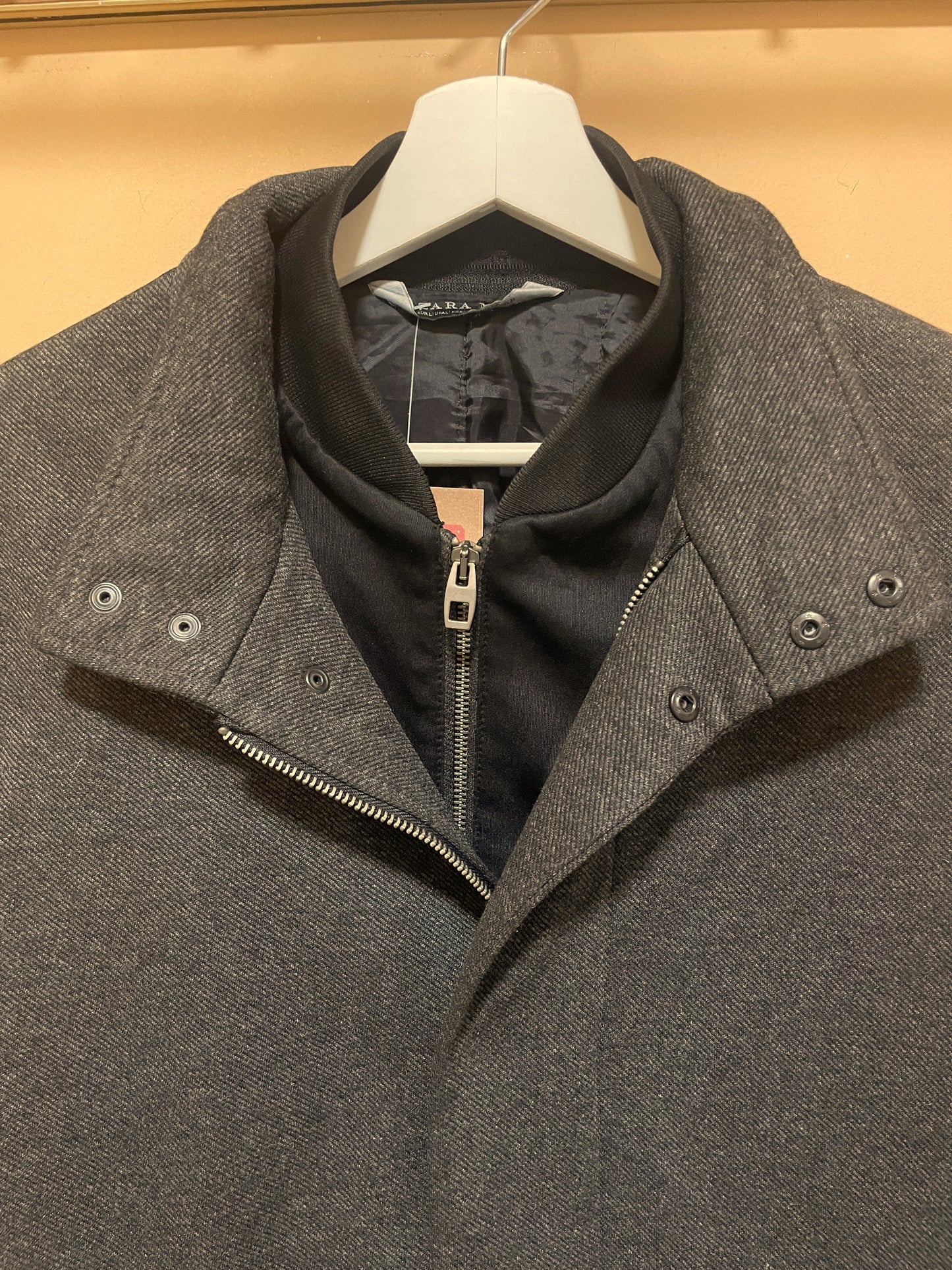 Ανδρικό Ημίπαλτο ZARA Man σε Σκούρο Γκρι Χρώμα (Medium)