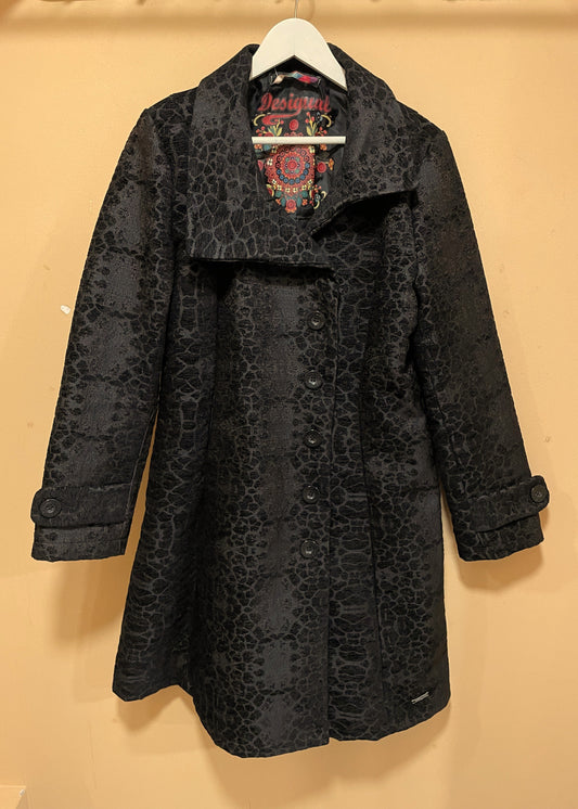 Γυναικείο Παλτό DESIGUAL σε Μαύρο χρώμα (Large - Slim Fit)