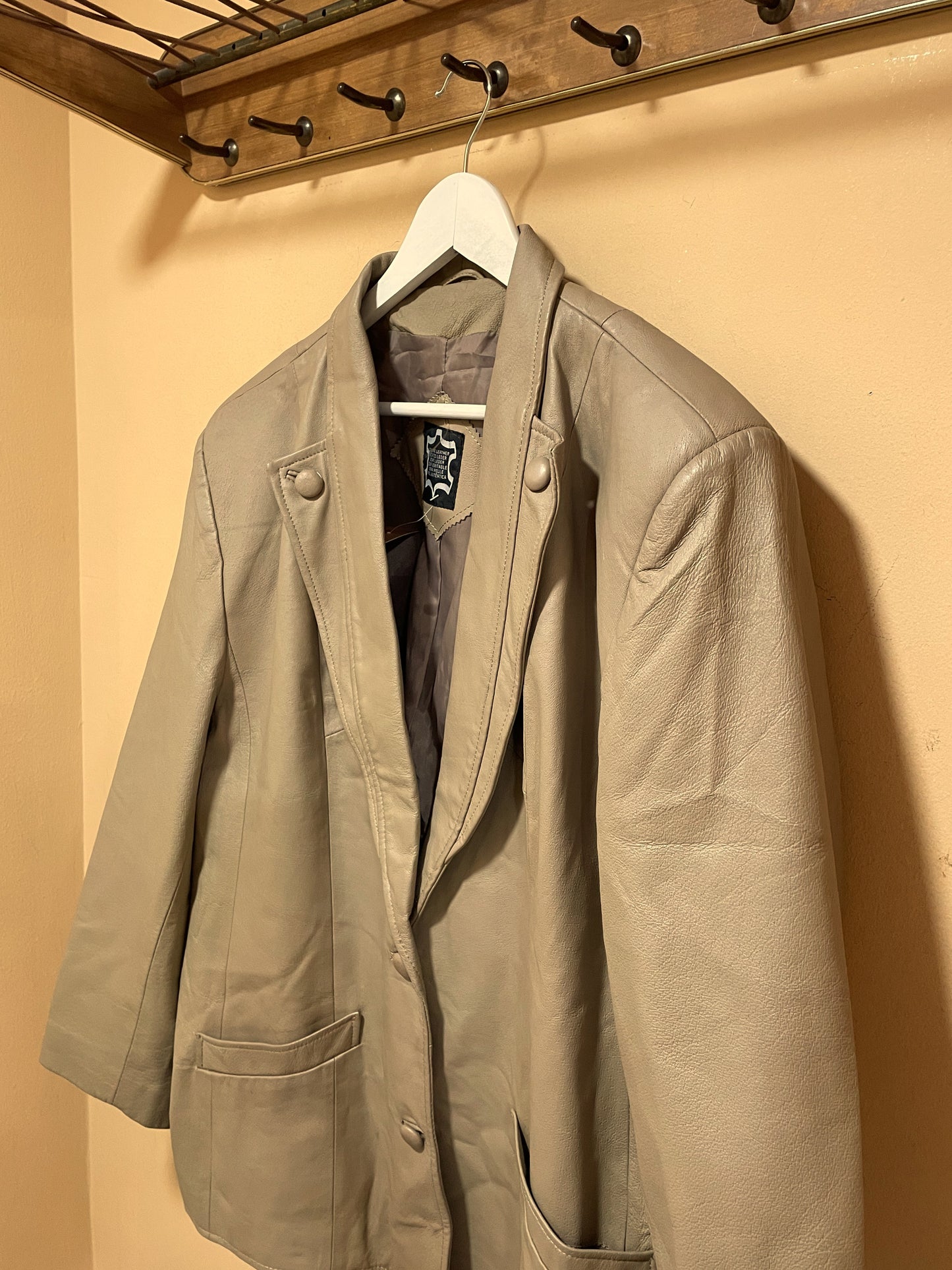 Vintage, Δερμάτινο Γυναικείο Τζάκετ / Πανωφόρι στο χρώμα του Πούρου (2XL)