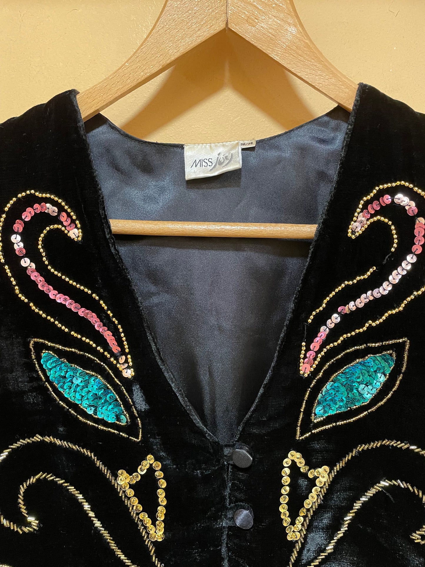 Vintage, Βελούδινο Γυναικείο Γιλέκο MISS JOY σε Μαύρο χρώμα (Large)