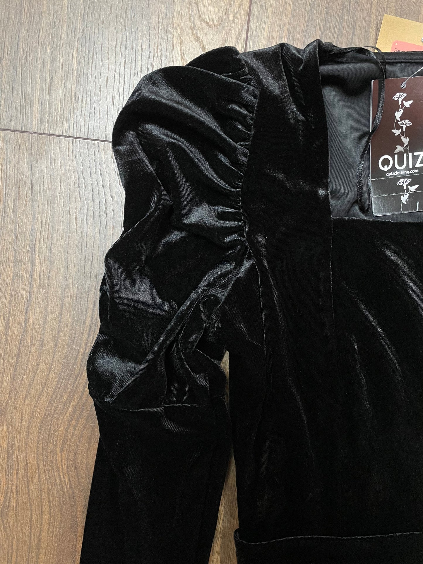 Stock, Βελούδινο Φόρεμα με Στρας Τόκα QUIZ σε Μαύρο χρώμα (M/L)