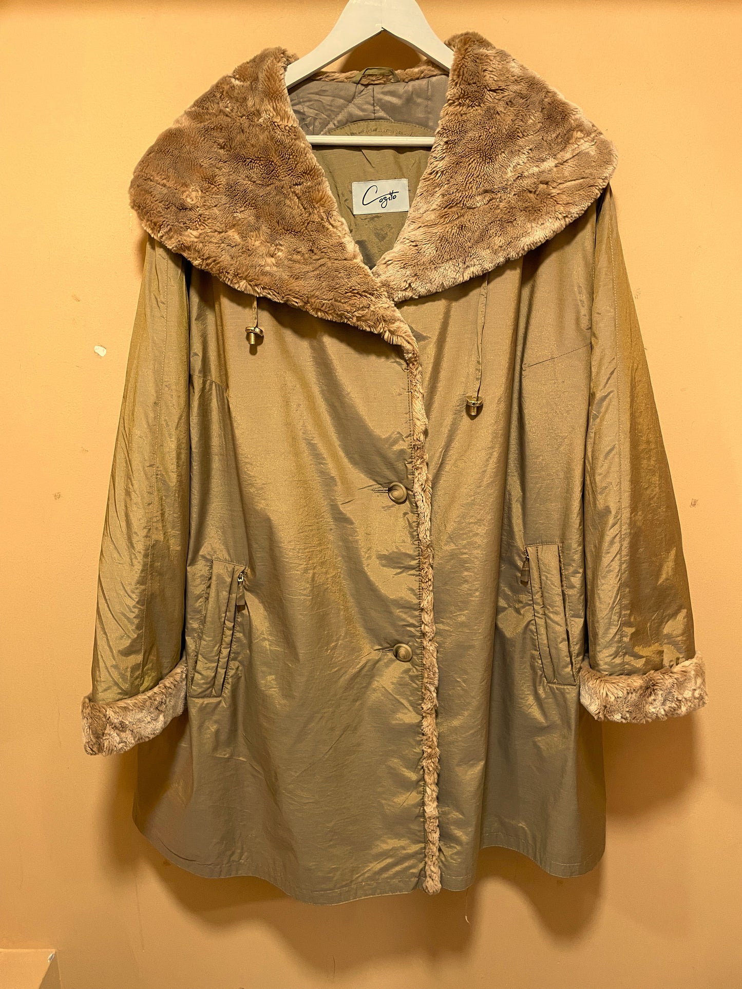 Vintage Γυναικείο, Μακρύ Μπουφάν με Γούνα COGITO σε Μπεζ/Χρυσό χρώμα (XL)