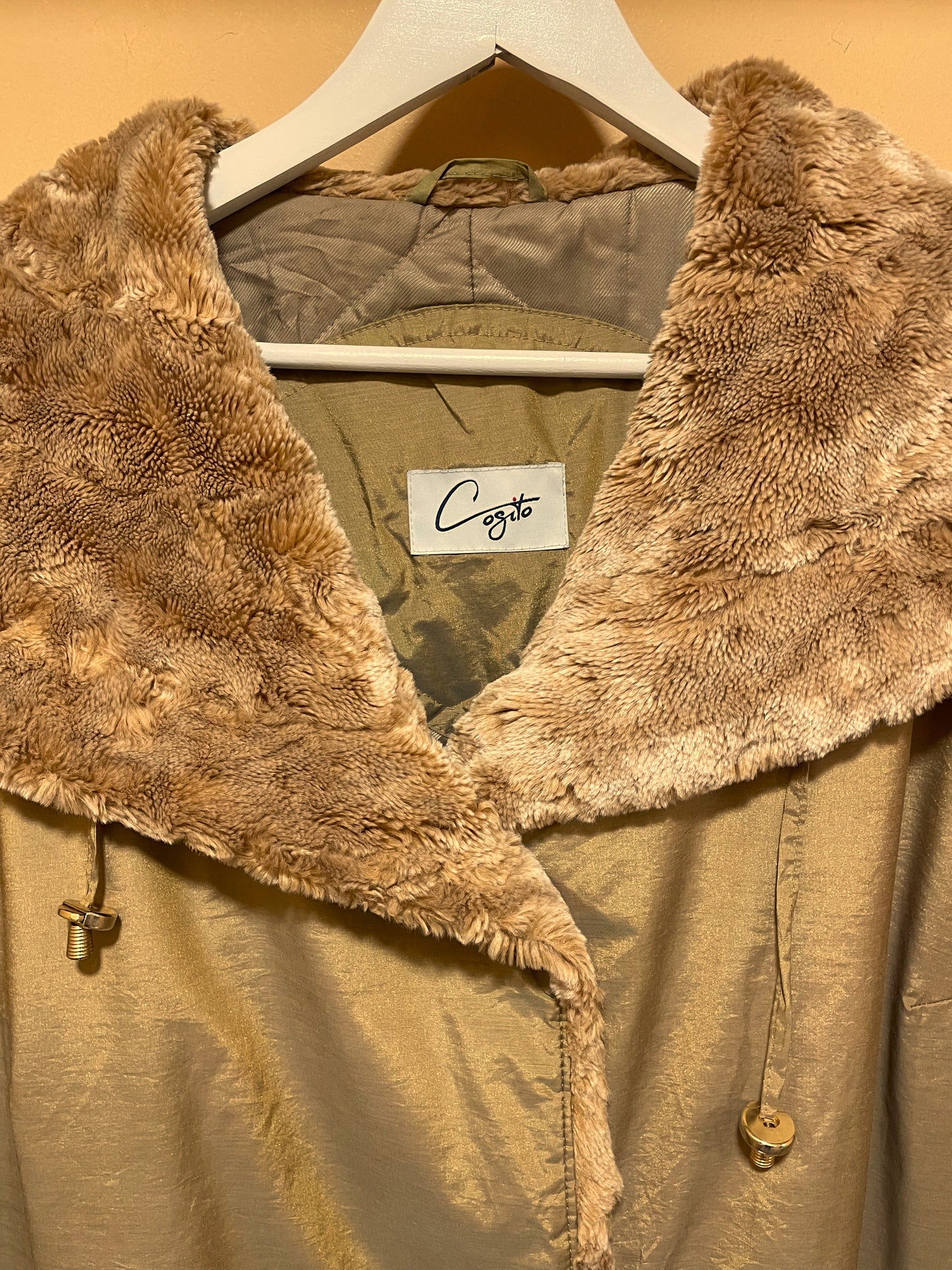 Vintage Γυναικείο, Μακρύ Μπουφάν με Γούνα COGITO σε Μπεζ/Χρυσό χρώμα (XL)