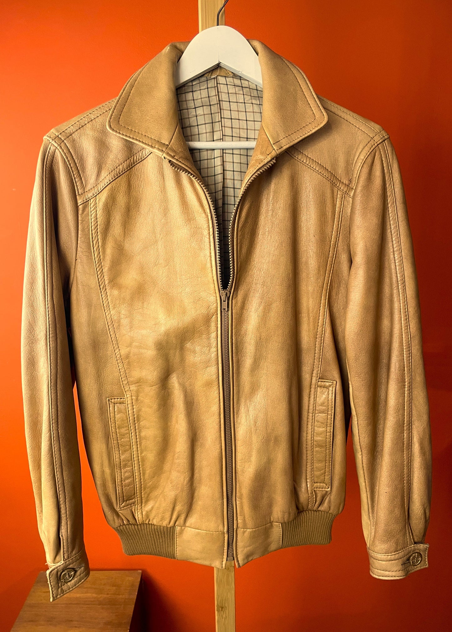 Vintage, Δερμάτινο Γυναικείο Τζάκετ / Πανωφόρι MEIKER σε Καμηλό χρώμα