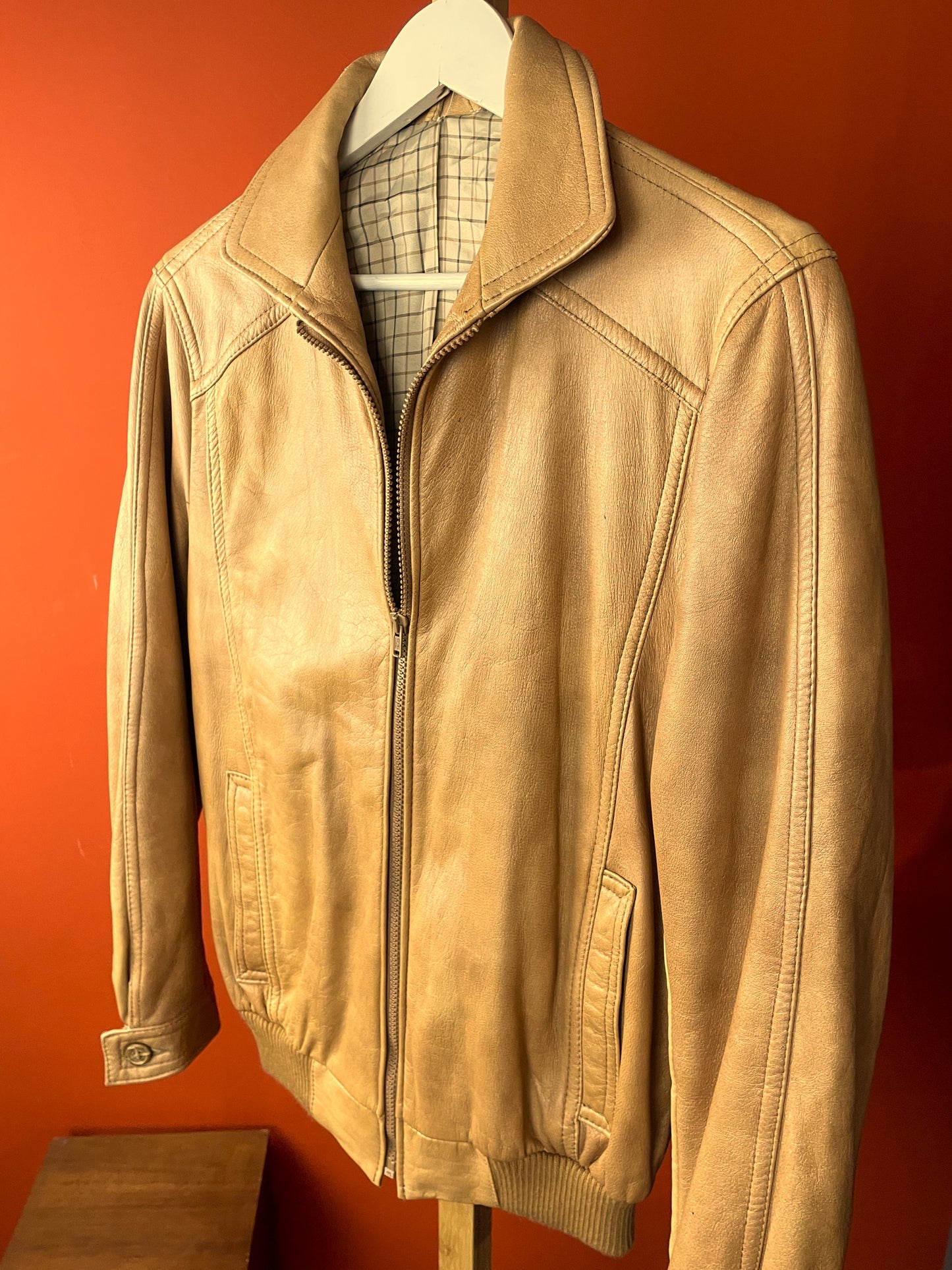 Vintage, Δερμάτινο Γυναικείο Τζάκετ / Πανωφόρι MEIKER σε Καμηλό χρώμα (Άνετο Medium)