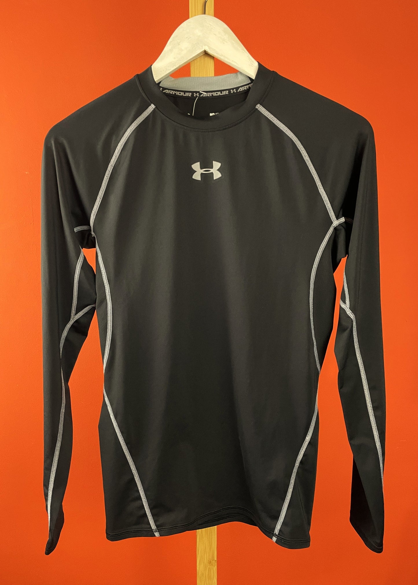 Γυναικεία Αθλητική Μπλούζα UNDER ARMOUR Compression σε Μαύρο χρώμα (Εφαρμοστό M)