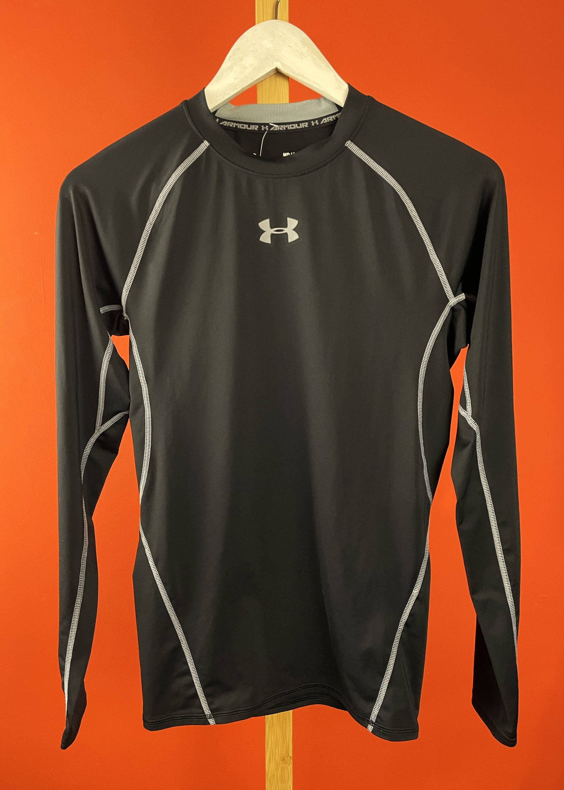 Γυναικεία Αθλητική Μπλούζα UNDER ARMOUR Compression σε Μαύρο χρώμα (Εφαρμοστό M)