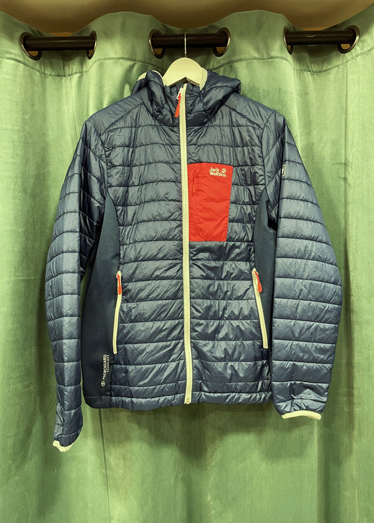 Γυναικείο Αθλητικό Μπουφάν JACK WOLFSKIN σε Σκούρο Μπλε χρώμα (Large - Fit γραμμή)