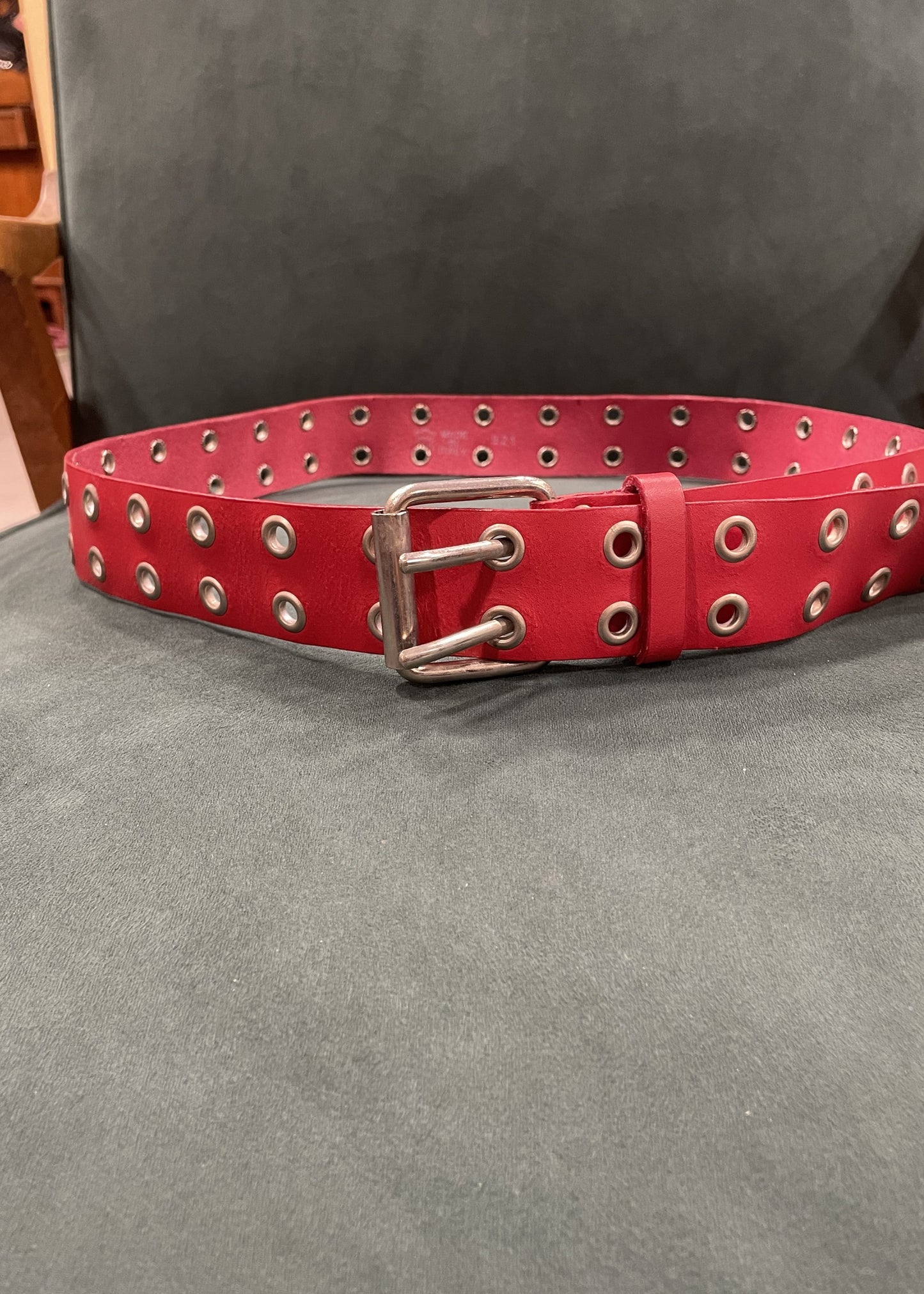 Ιταλική, Vintage, Δερμάτινη Γυναικεία Ζώνη σε κόκκινο χρώμα