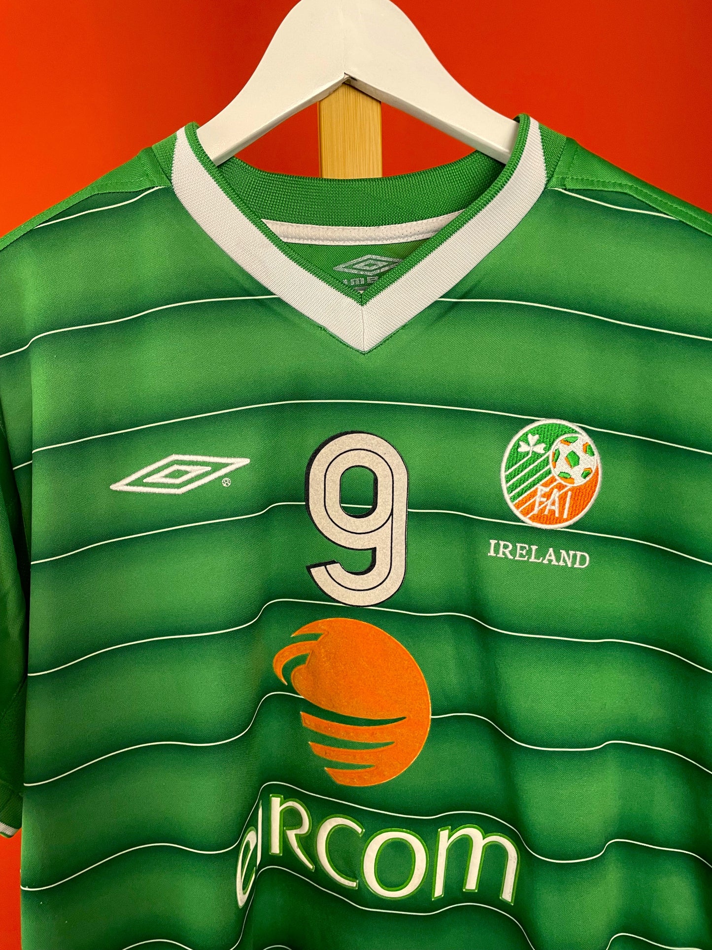 IRELAND 2003 2004 Football Jersey by UMBRO (Medium)
