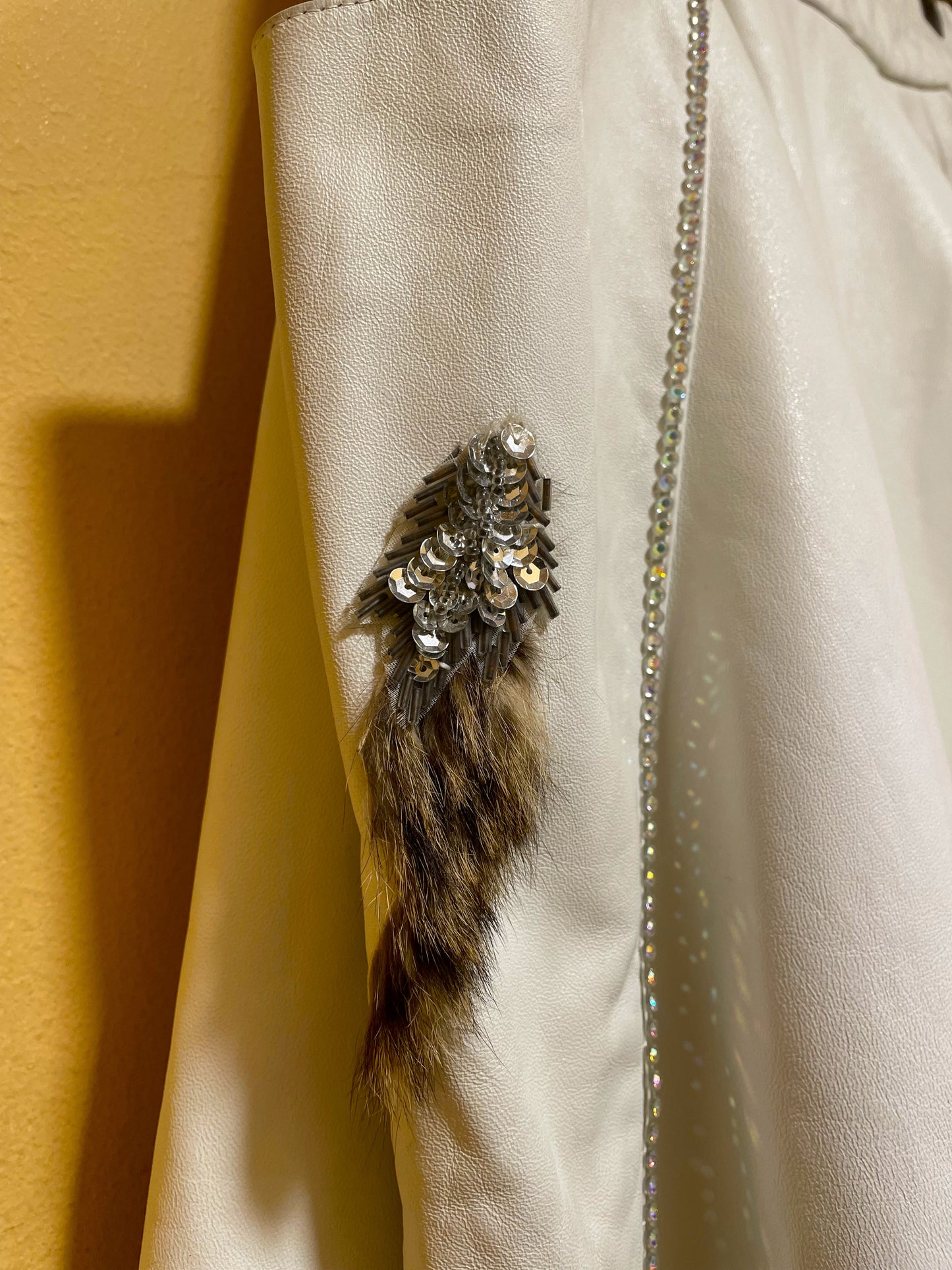 UNIQUE ITEM : Vintage, Δερμάτινη Φούστα σε Σπασμένο Λευκό χρώμα (Small)