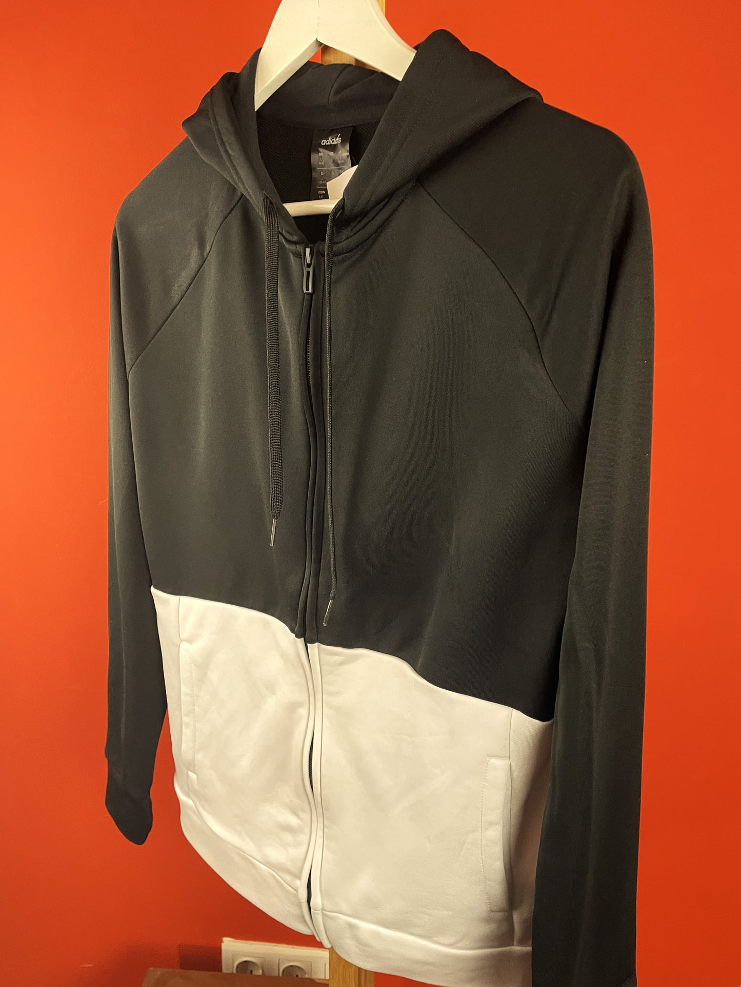 Γυναικεία Αθλητική Ζακέτα ADIDAS σε Μαύρο χρώμα (S/M)